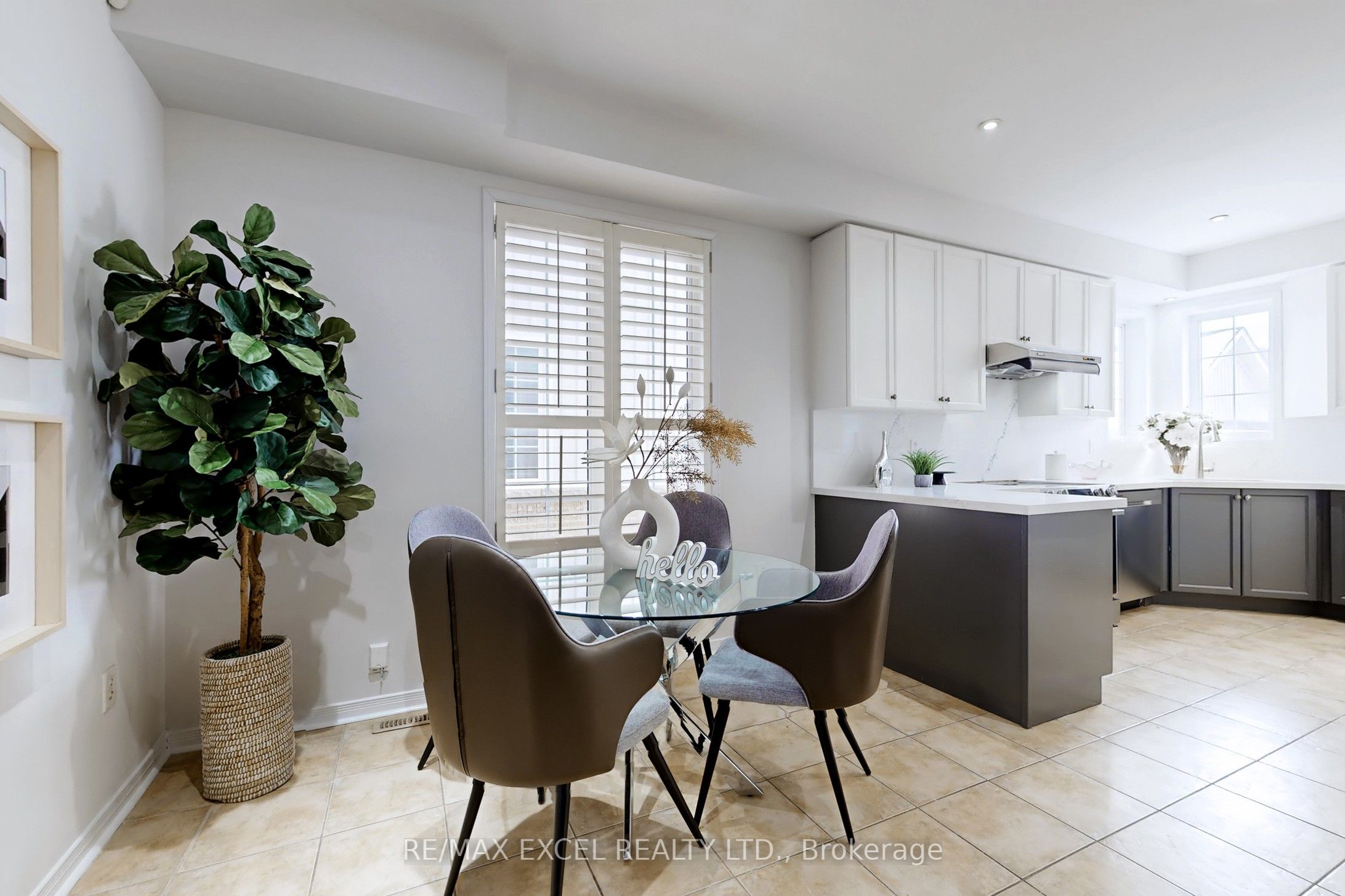 Photo 12 of 43 Evaridge Drive, Markham, Cornell — HOMEH