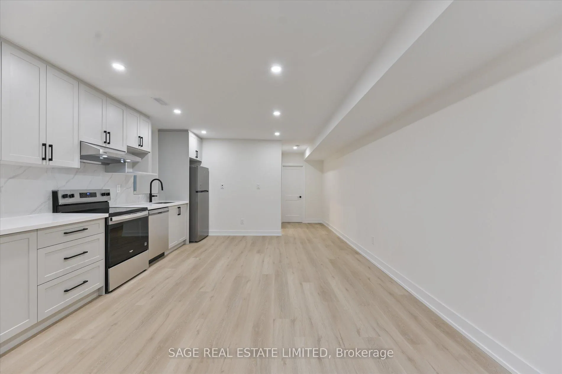 Photo 7 of Unit Lower, 91 Hogarth Avenue, Toronto, North Riverdale — HOMEH