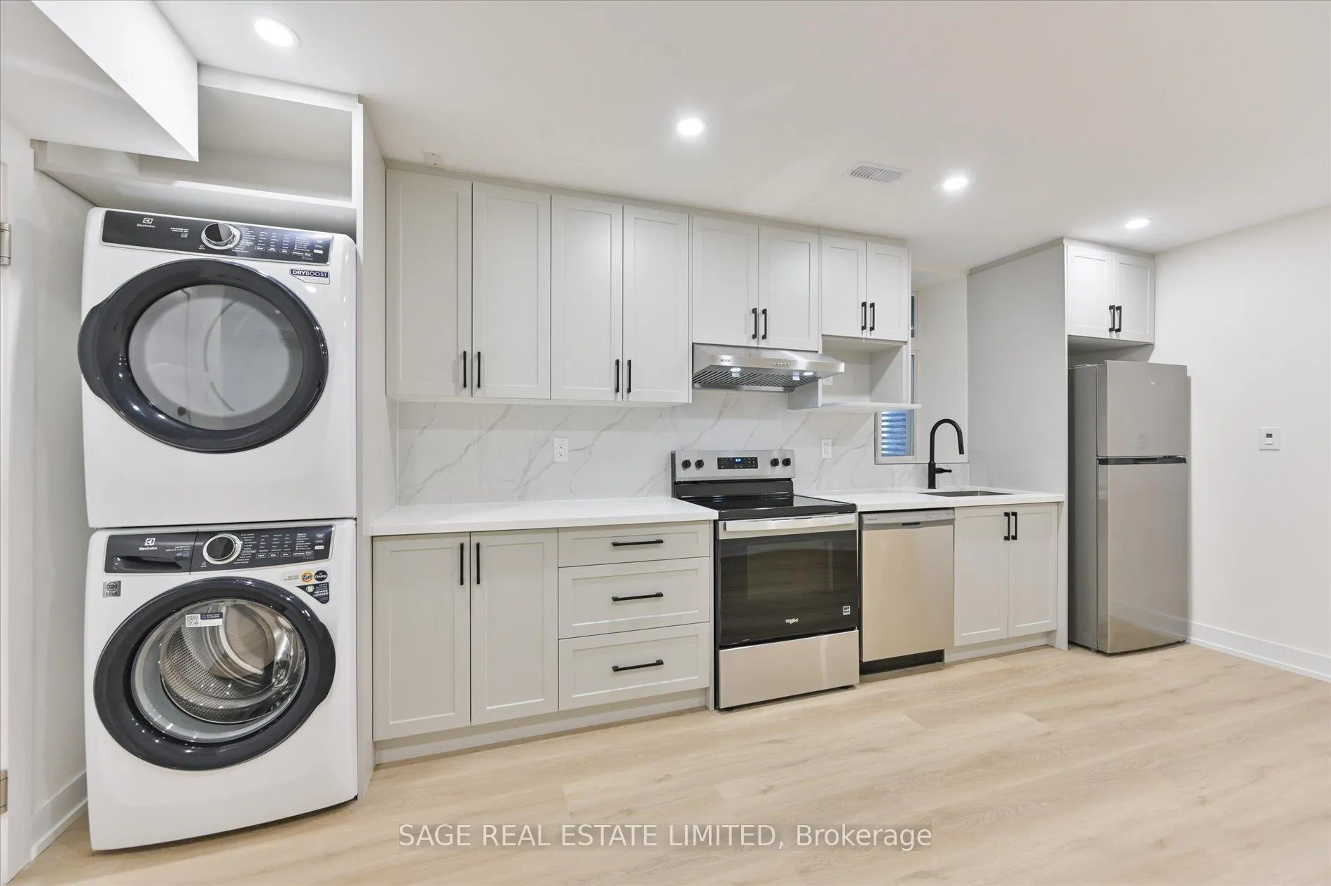 Photo 9 of Unit Lower, 91 Hogarth Avenue, Toronto, North Riverdale — HOMEH