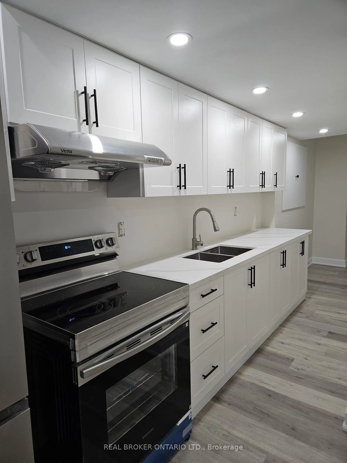 Photo 2 of Unit Lower Level, 63 Hildred Street, Welland, Lincoln/Crowland — HOMEH