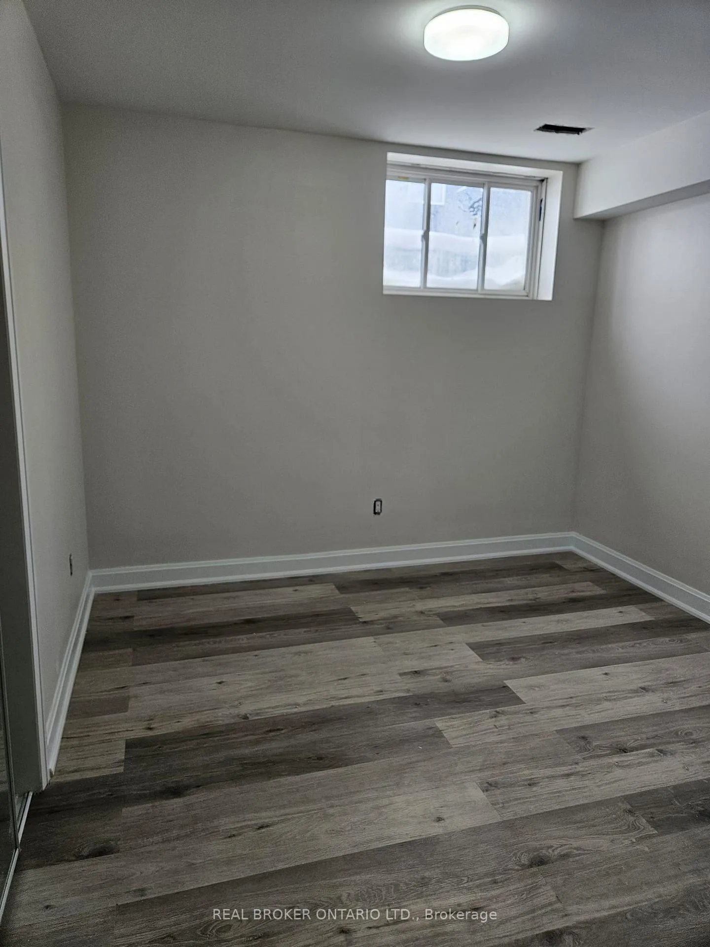 Photo 8 of Unit Lower Level, 63 Hildred Street, Welland, Lincoln/Crowland — HOMEH