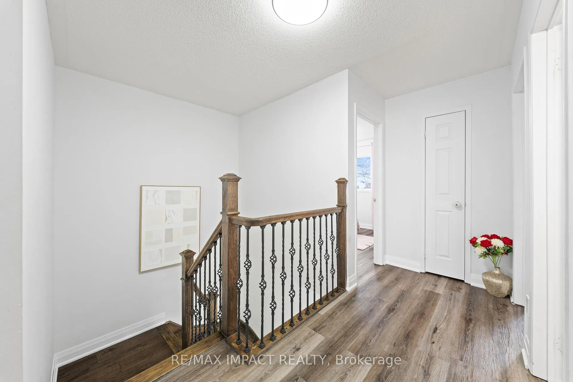 Photo 11 of 735 Brasswinds Trail N, Oshawa, Pinecrest — HOMEH