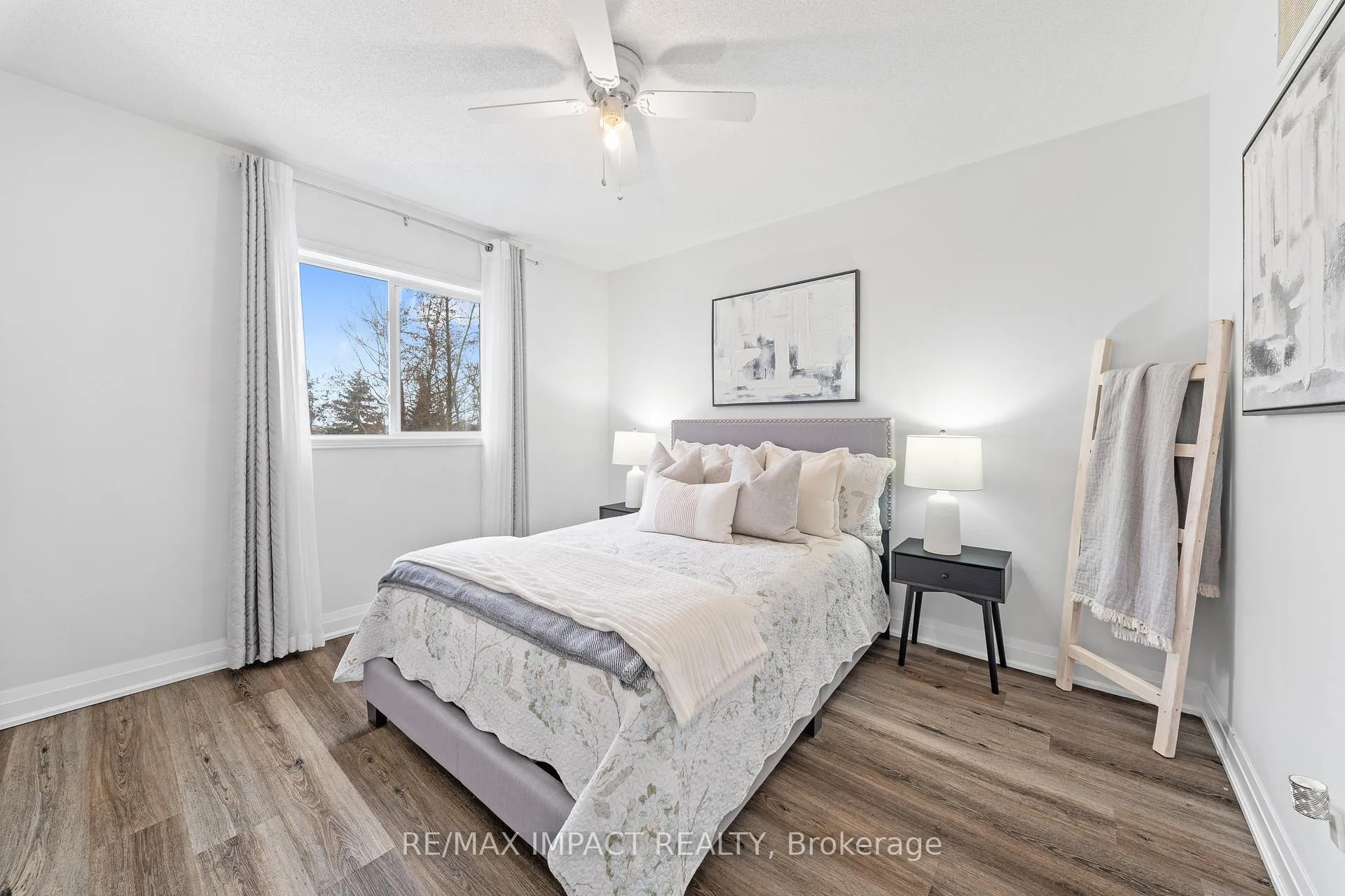 Photo 17 of 735 Brasswinds Trail N, Oshawa, Pinecrest — HOMEH