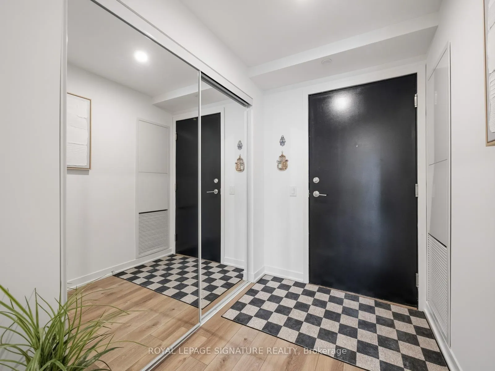 Photo 7 of 1808 St Clair Avenue, Toronto, Weston-Pellam Park — HOMEH