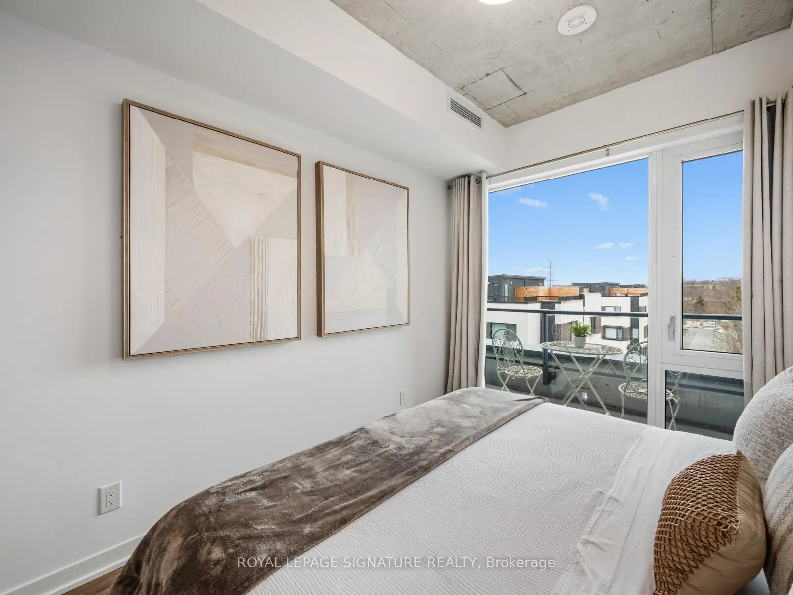 Photo 33 of 1808 St Clair Avenue, Toronto, Weston-Pellam Park — HOMEH