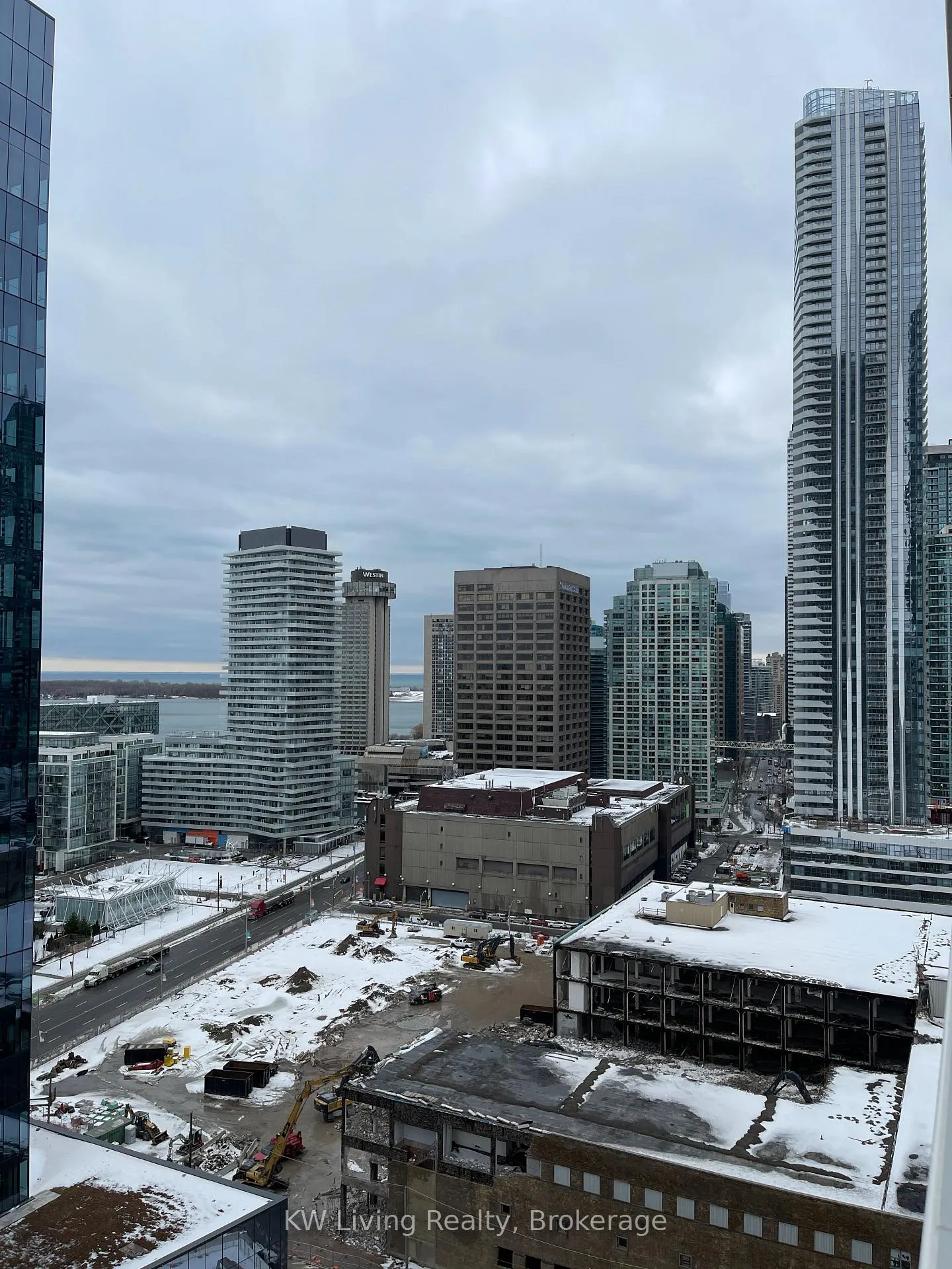 Photo 16 of Unit 2208, 138 Downes Street, Toronto, Waterfront Communities — HOMEH