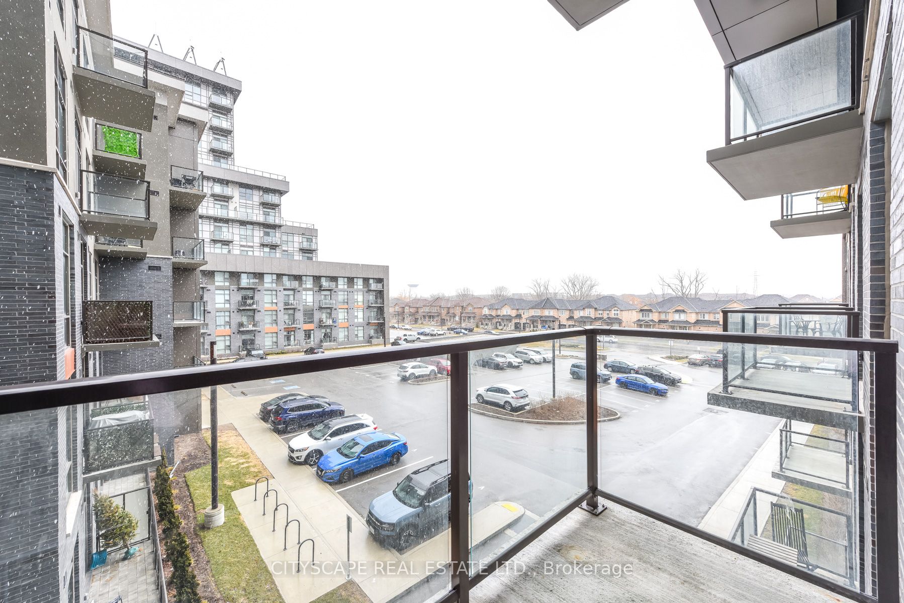 Photo 11 of Unit 323, 450 Dundas Street E, Hamilton, Waterdown — HOMEH