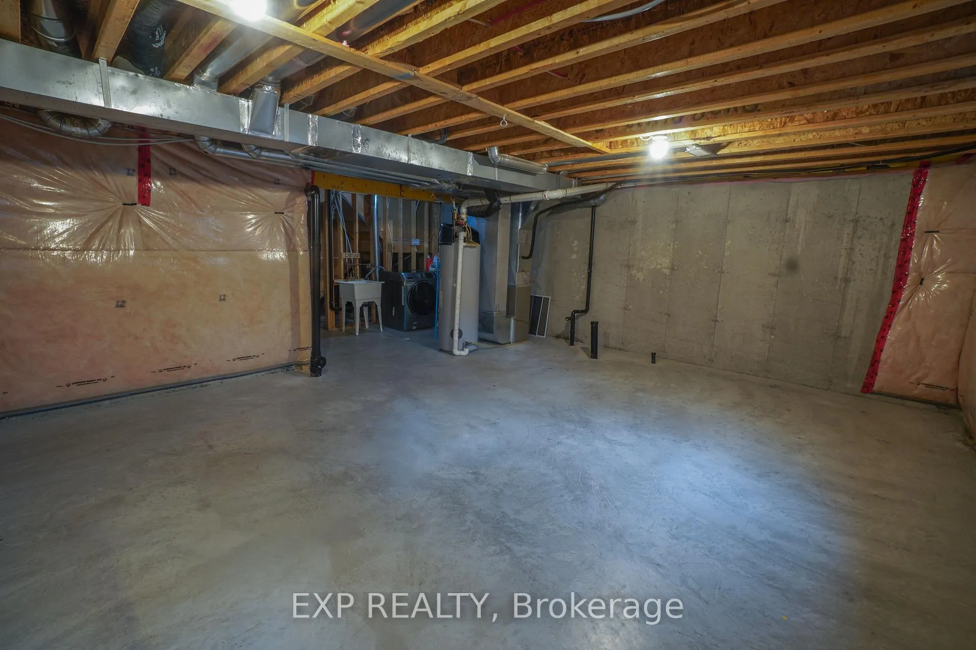 Photo 24 of 229 Cayman Road, Ottawa, Stittsville (North) — HOMEH