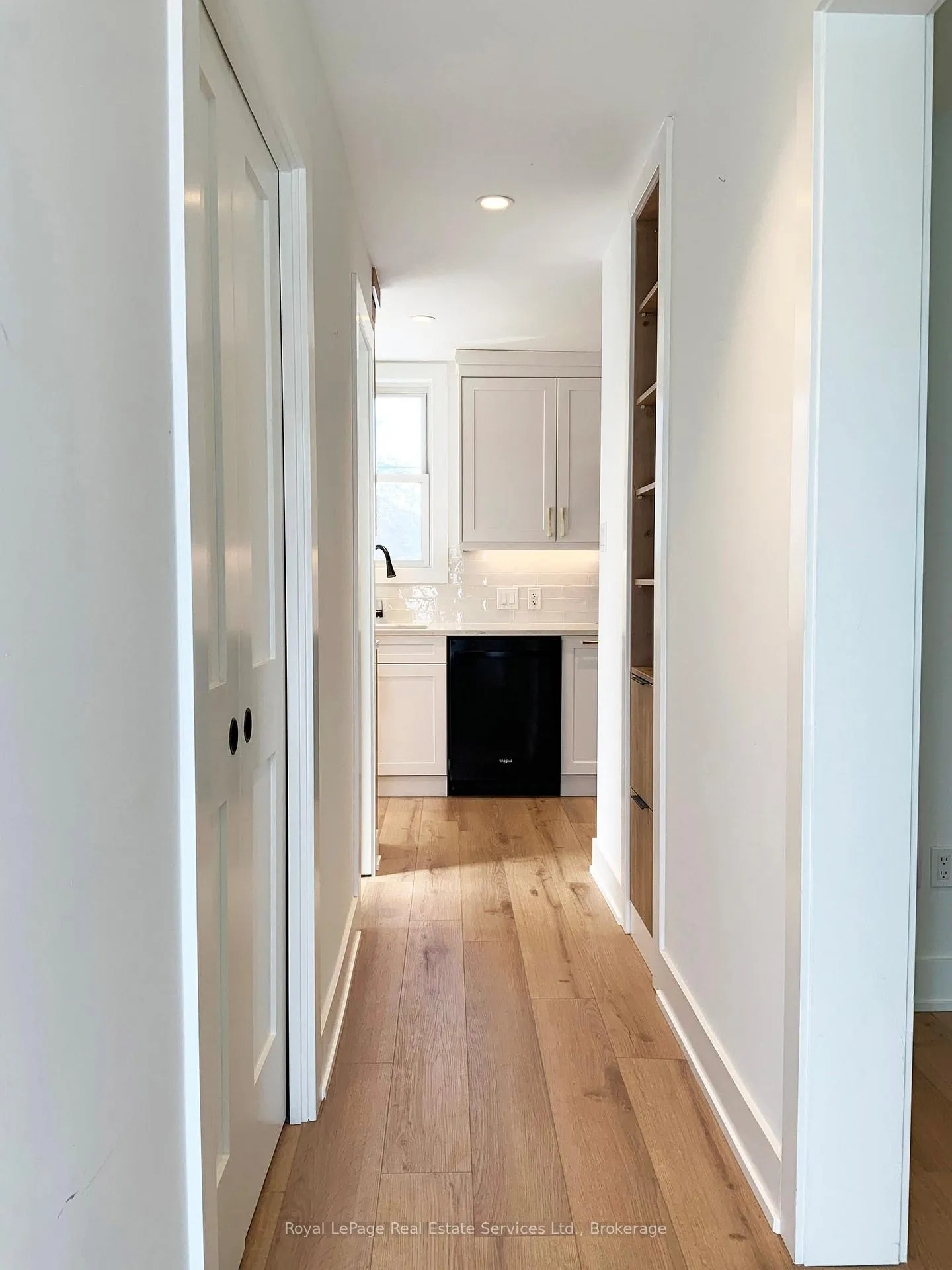 Photo 4 of Unit Main & Second Floor, 94 West 32nd Street, Hamilton, Westcliffe — HOMEH