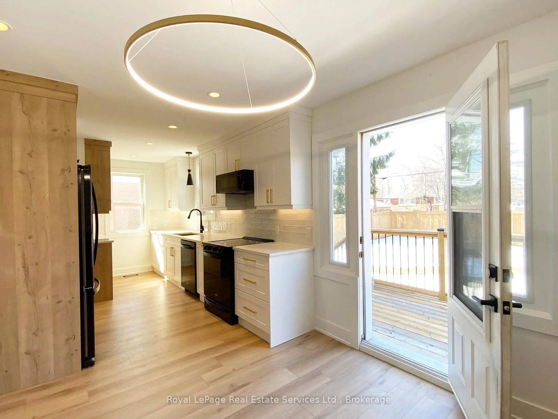 Photo 7 of Unit Main & Second Floor, 94 West 32nd Street, Hamilton, Westcliffe — HOMEH