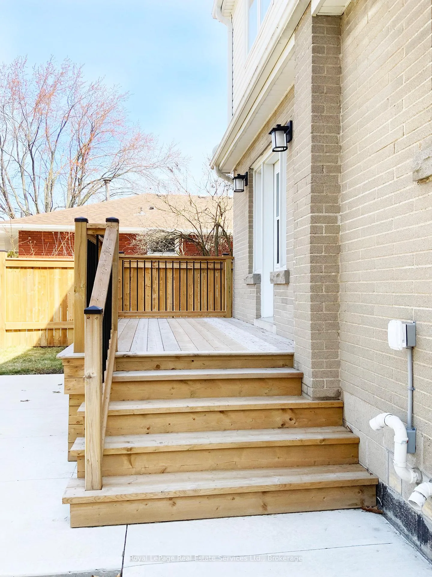 Photo 23 of Unit Main & Second Floor, 94 West 32nd Street, Hamilton, Westcliffe — HOMEH