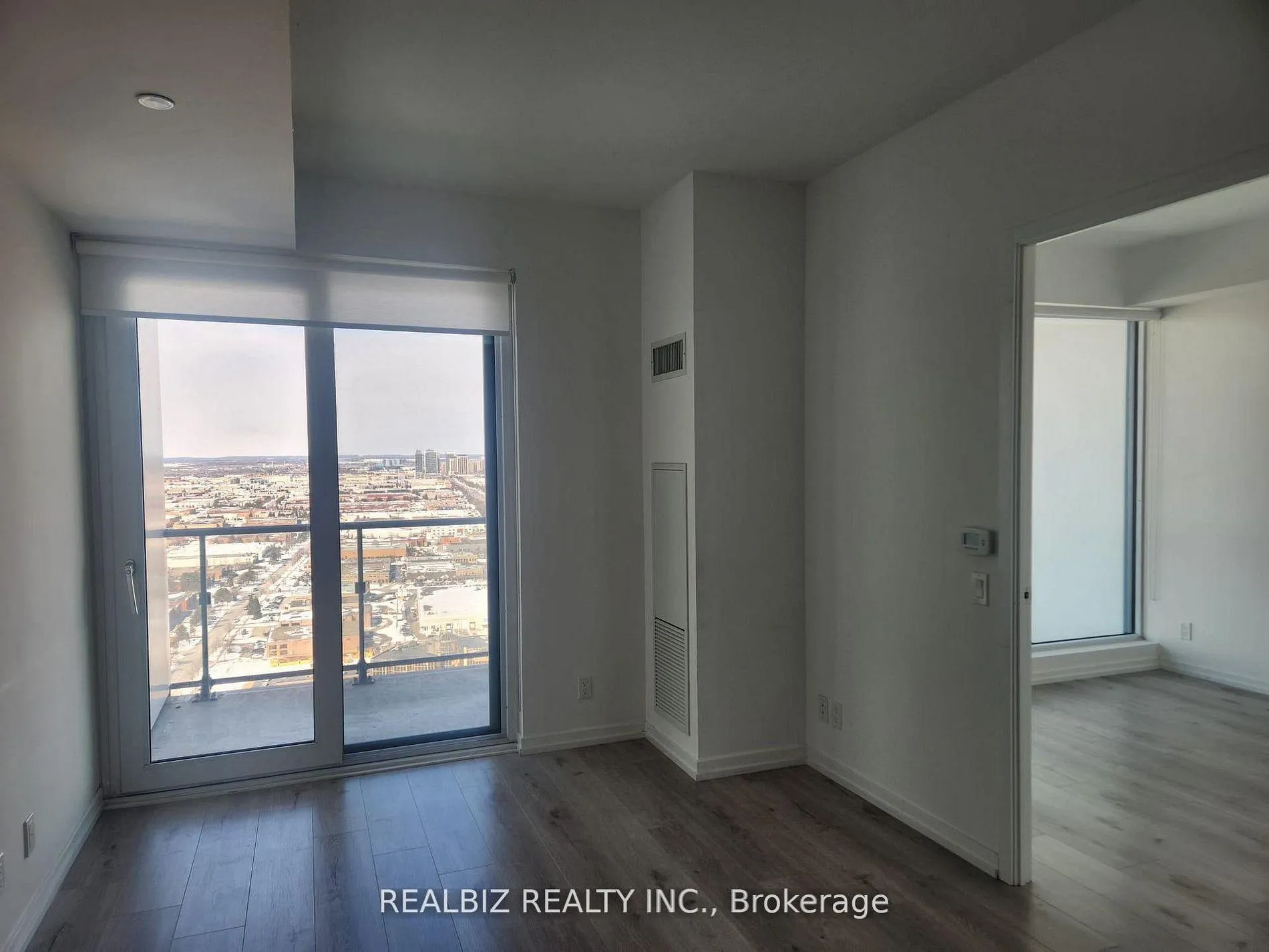 Photo 11 of Unit 3101, 1000 Portage Parkway, Vaughan, Vaughan Corporate Centre — HOMEH
