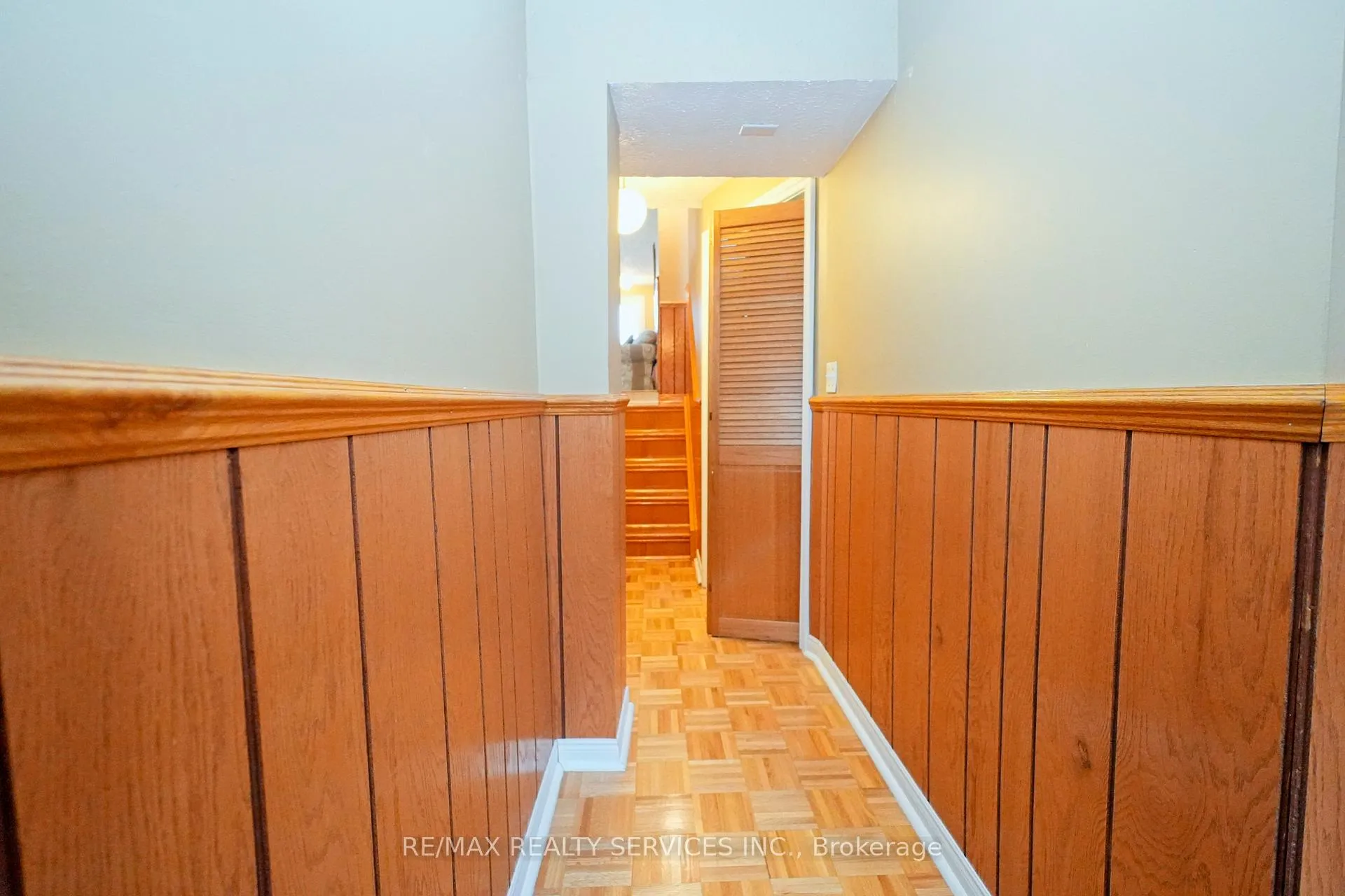 Photo 40 of 8 Cheryl Court, Brampton, Brampton North — HOMEH