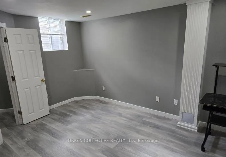 Photo 4 of 5 Hearthstone Cres, Clarington, Clarington, Courtice — HOMEH