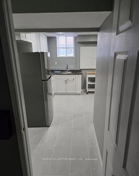 Photo 9 of 5 Hearthstone Cres, Clarington, Clarington, Courtice — HOMEH