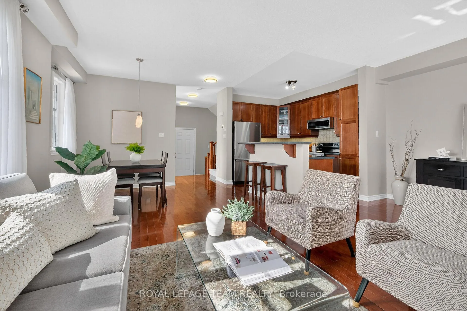 Photo 10 of 100 Shepody Circle, Ottawa, Blossom Park/Kemp Park/Findlay Creek — HOMEH