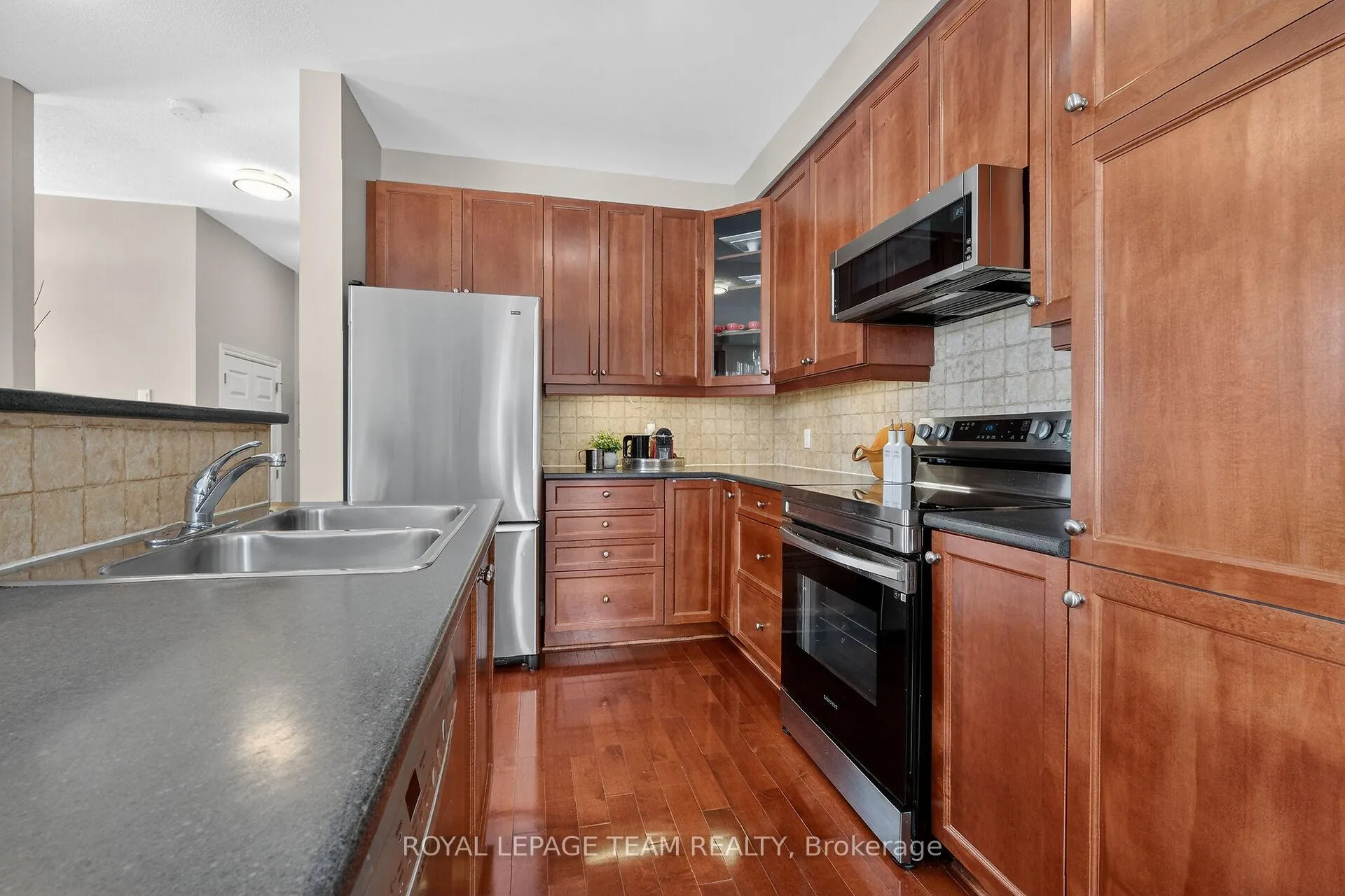 Photo 20 of 100 Shepody Circle, Ottawa, Blossom Park/Kemp Park/Findlay Creek — HOMEH