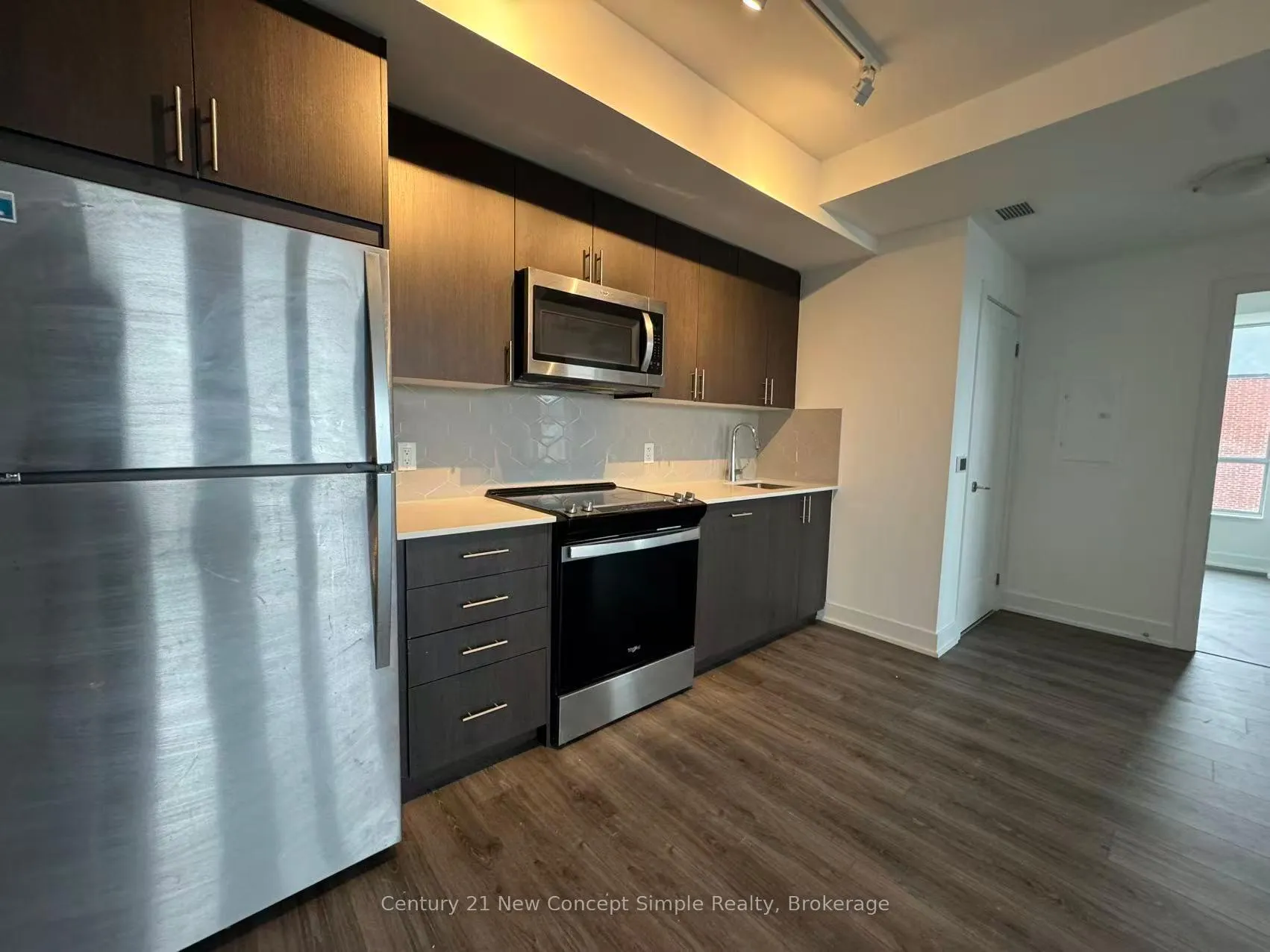 Front of Unit 205, 2545 Simcoe Street N