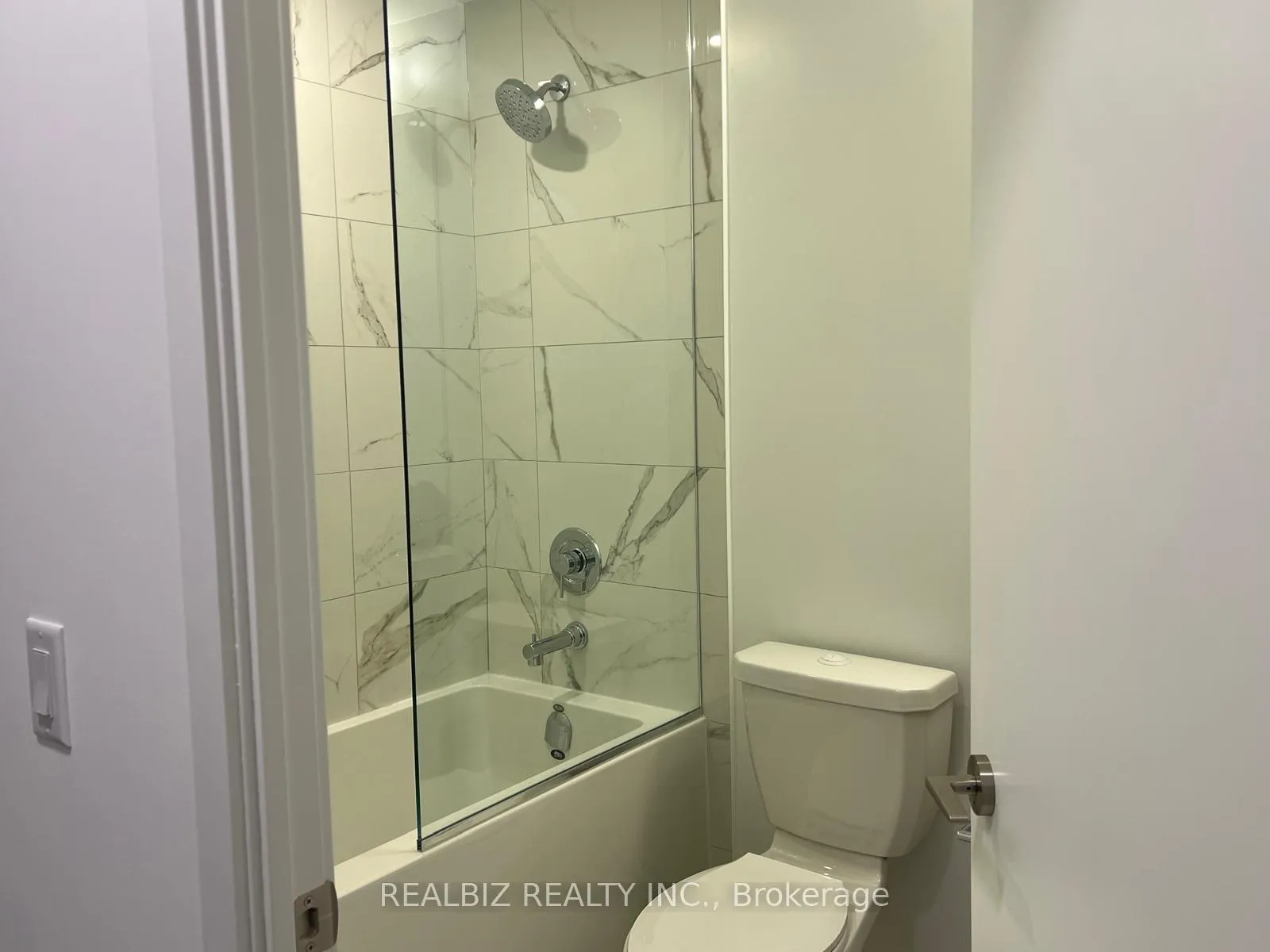 Photo 10 of Unit 1010, 180 Front Street E, Toronto, Moss Park — HOMEH
