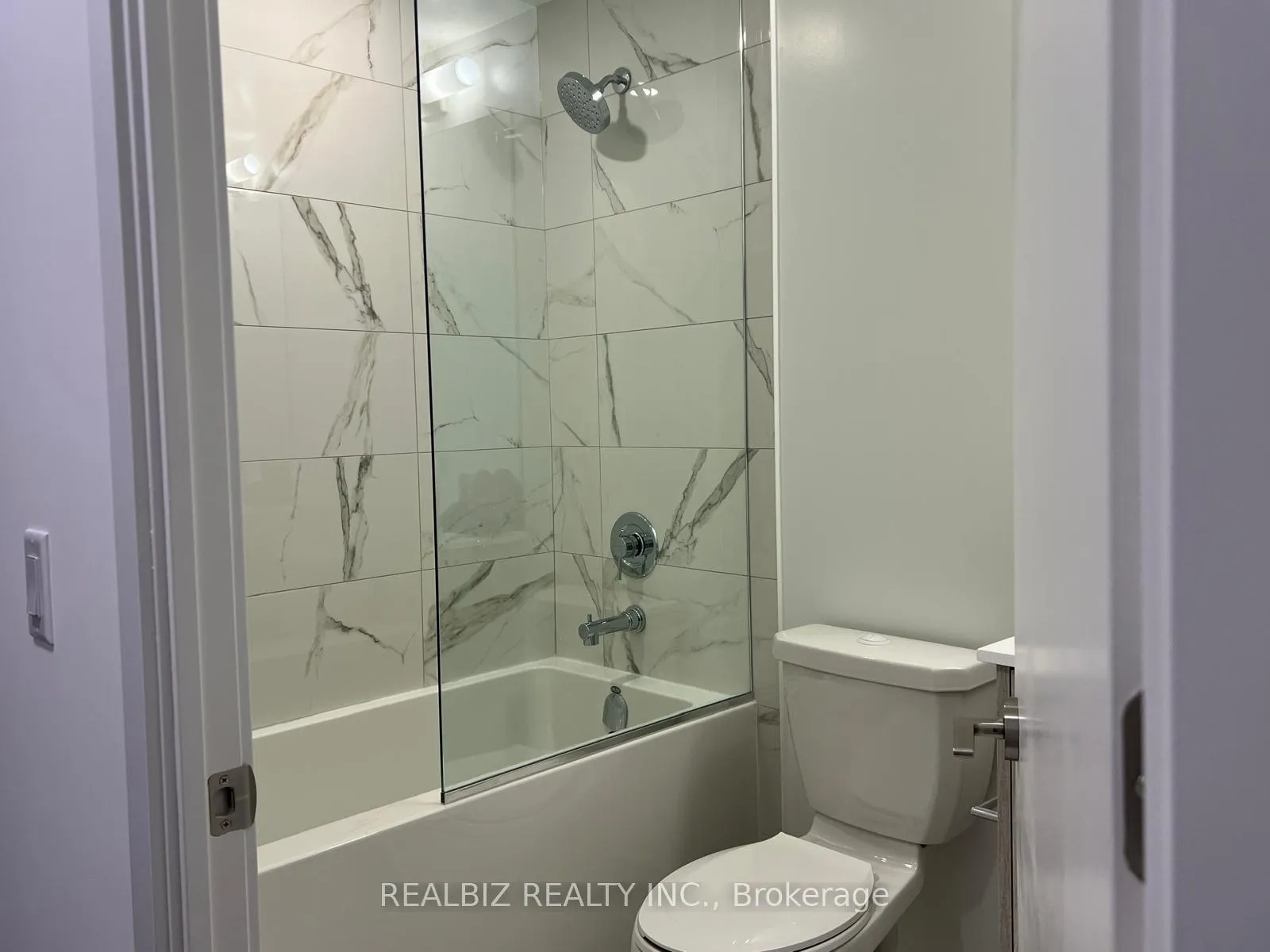 Photo 12 of Unit 1010, 180 Front Street E, Toronto, Moss Park — HOMEH