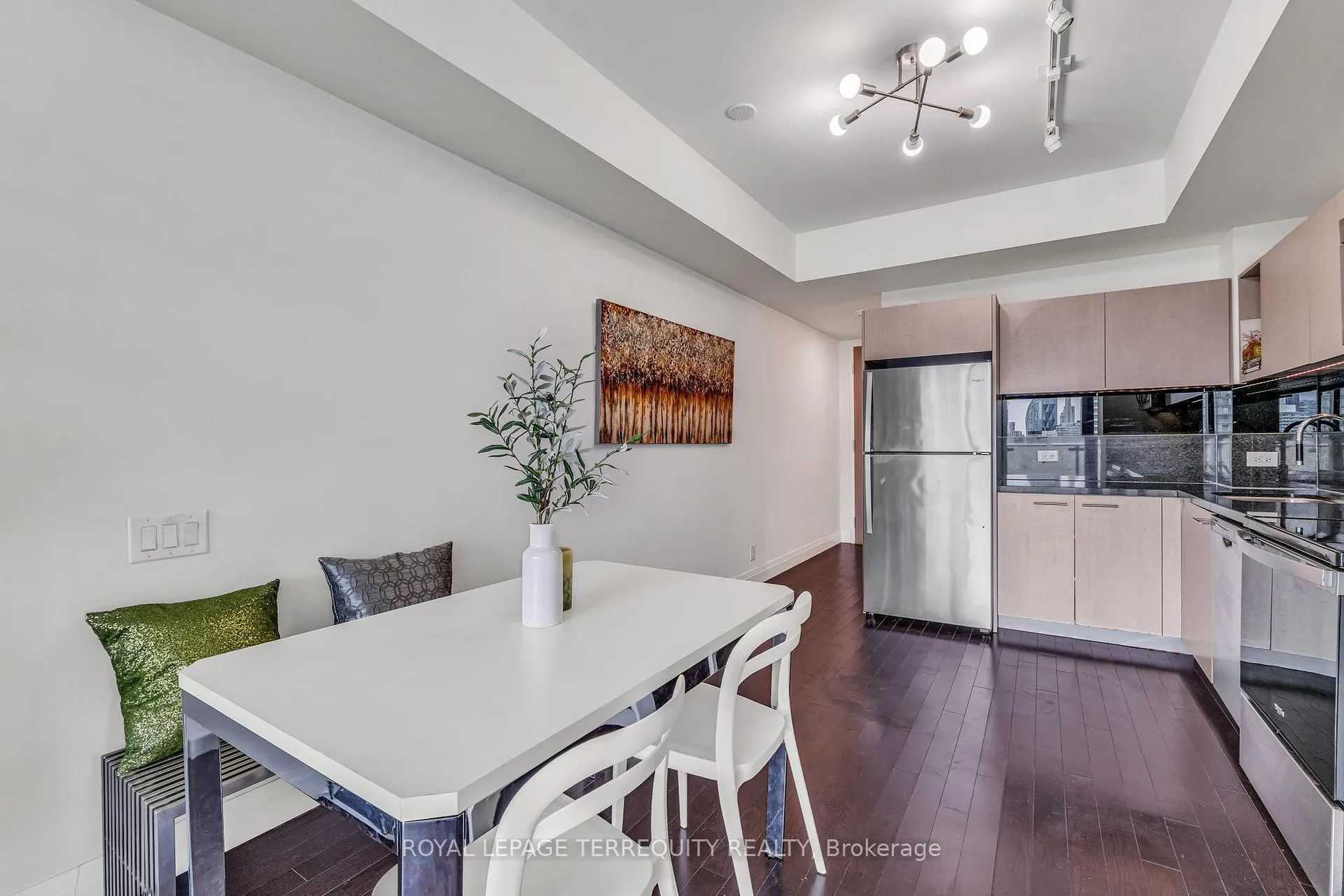 Photo 10 of Unit 2401, 390 Cherry Street, Toronto, Waterfront Communities — HOMEH