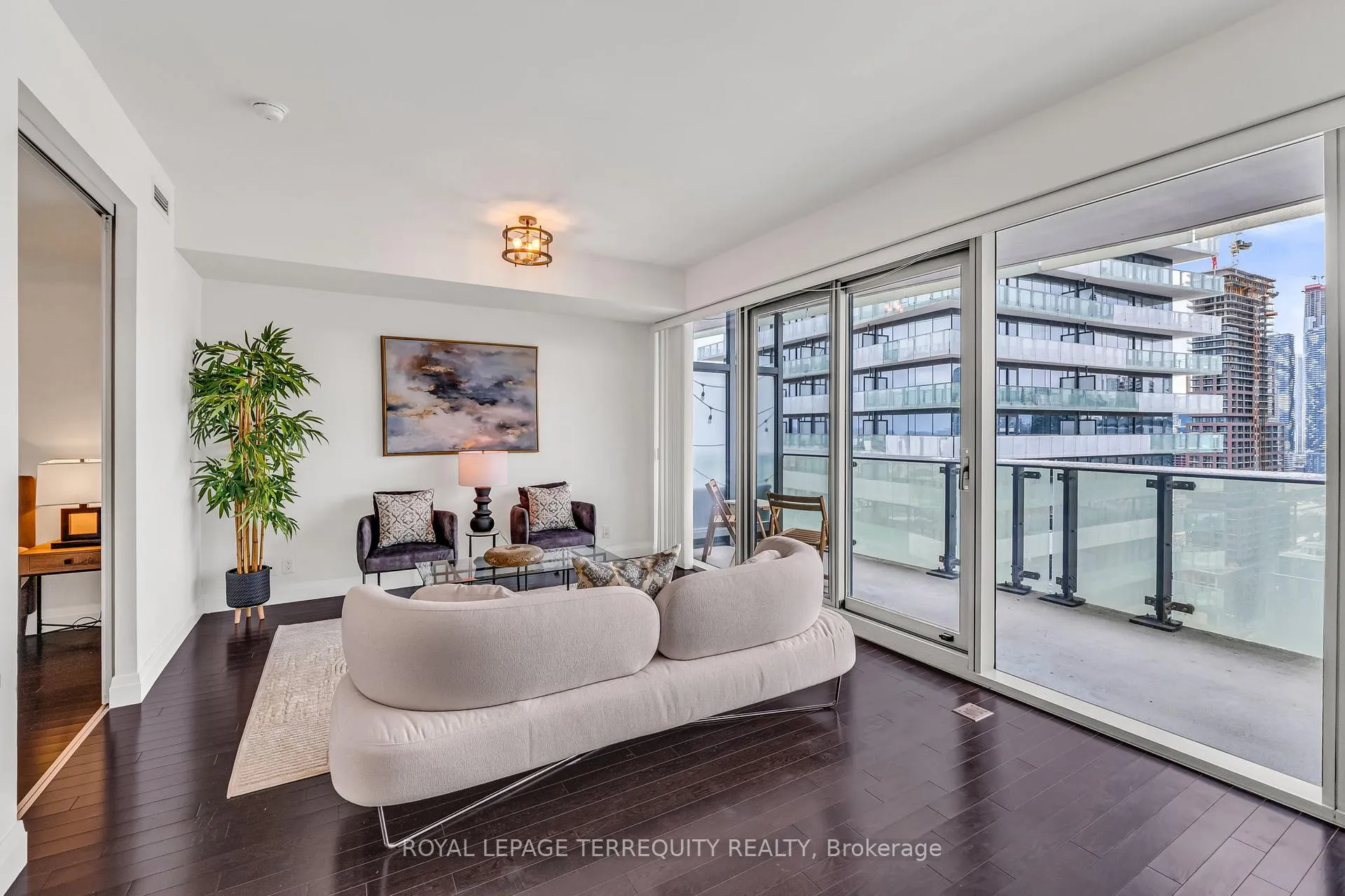 Photo 12 of Unit 2401, 390 Cherry Street, Toronto, Waterfront Communities — HOMEH