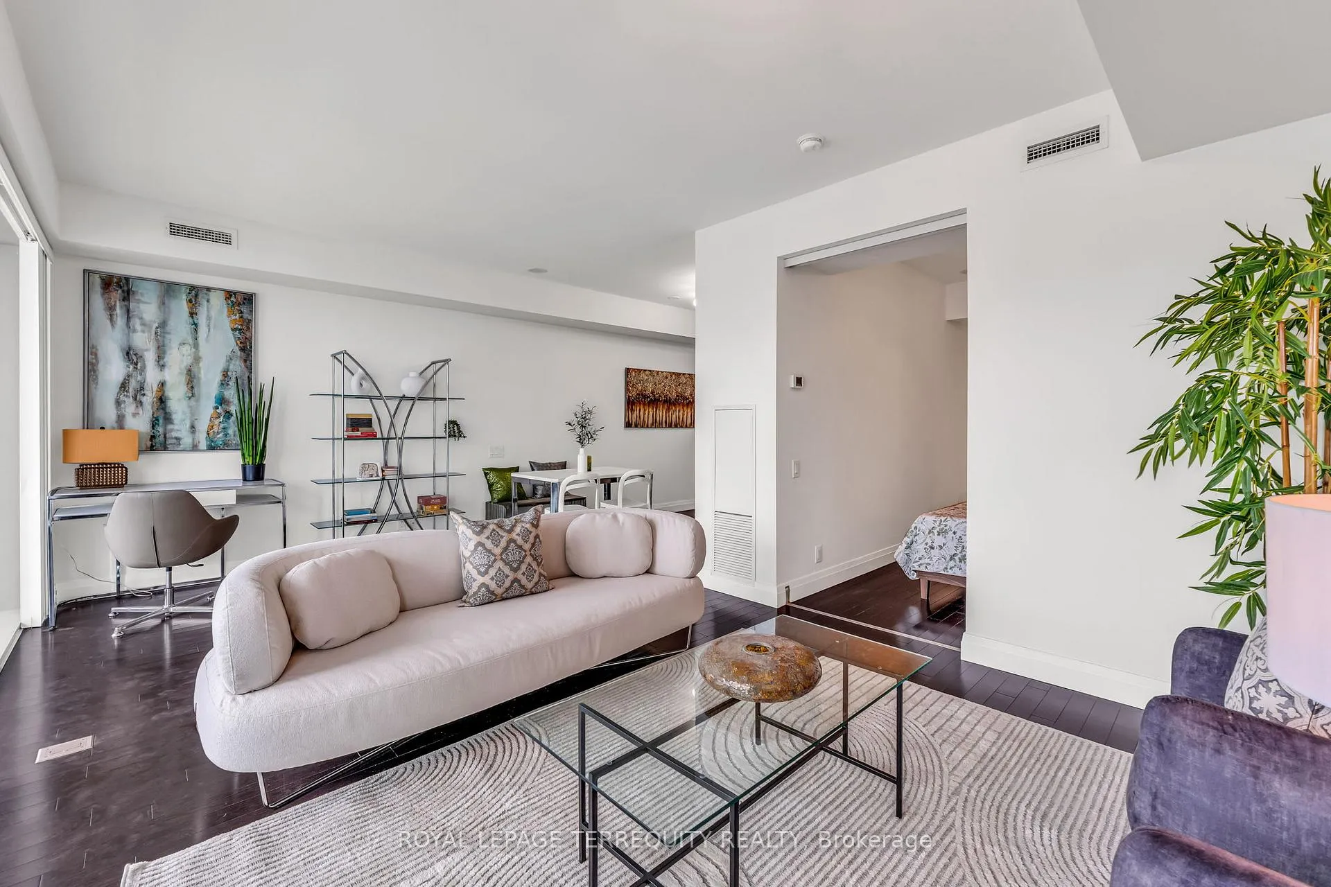 Photo 21 of Unit 2401, 390 Cherry Street, Toronto, Waterfront Communities — HOMEH