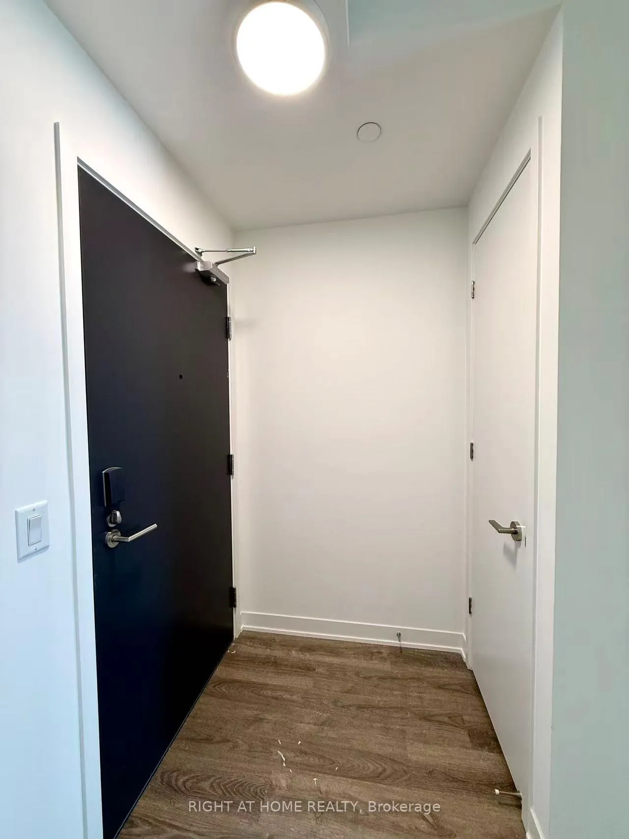 Photo 8 of Unit 3702, 180 Front Street E, Toronto, Moss Park — HOMEH