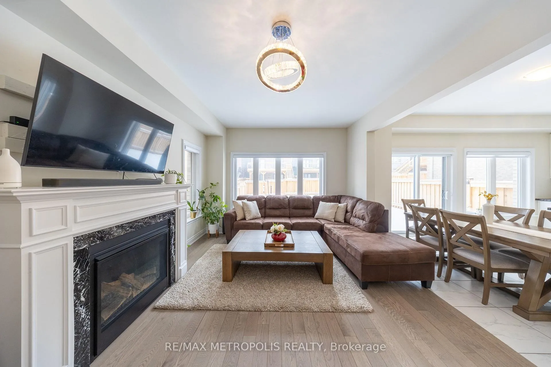 Photo 8 of 91 Kennedy Boulevard, New Tecumseth, Rural New Tecumseth — HOMEH