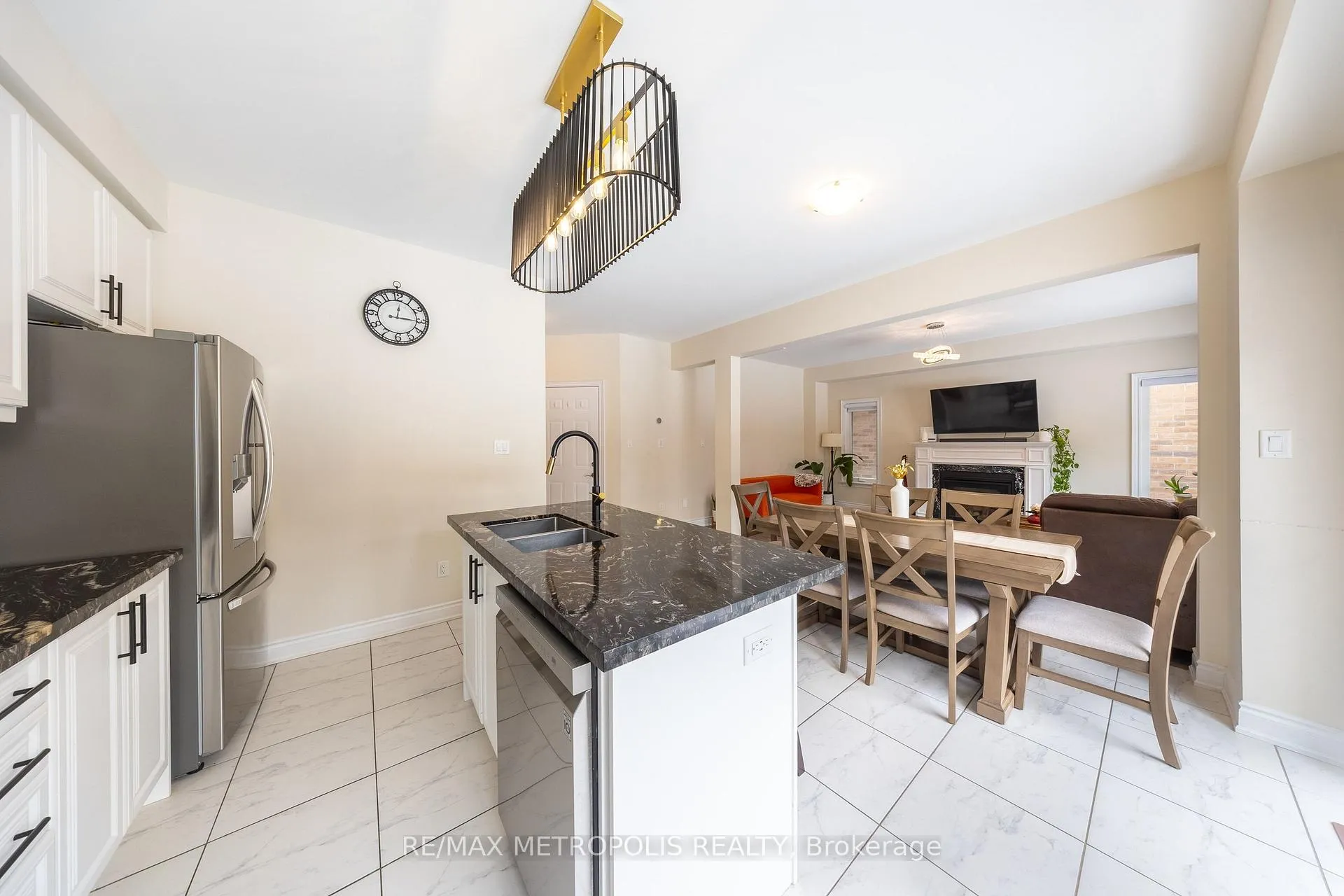 Photo 14 of 91 Kennedy Boulevard, New Tecumseth, Rural New Tecumseth — HOMEH