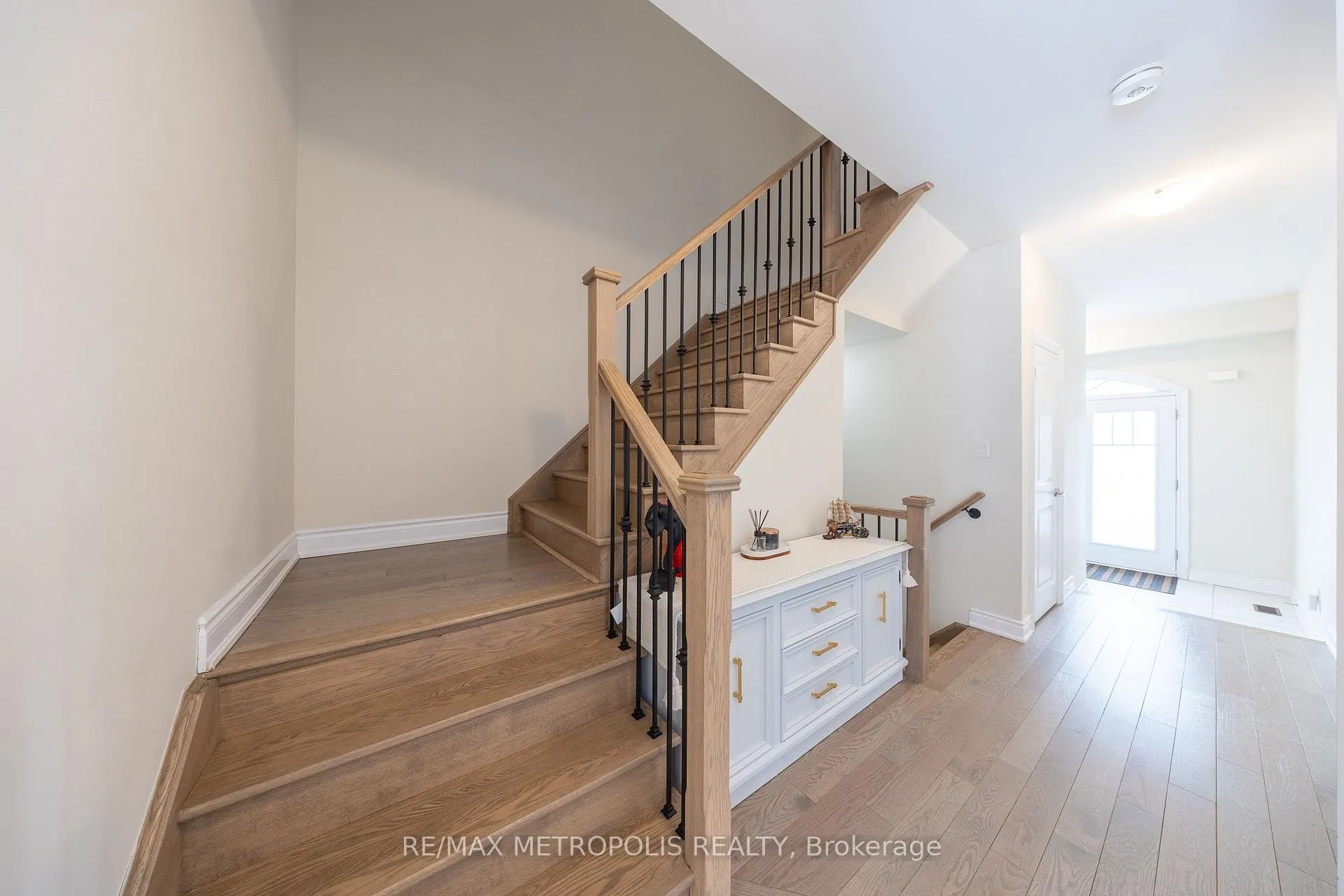 Photo 15 of 91 Kennedy Boulevard, New Tecumseth, Rural New Tecumseth — HOMEH