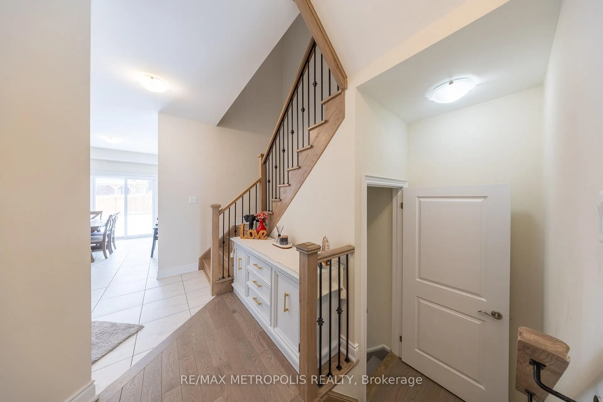 Photo 17 of 91 Kennedy Boulevard, New Tecumseth, Rural New Tecumseth — HOMEH