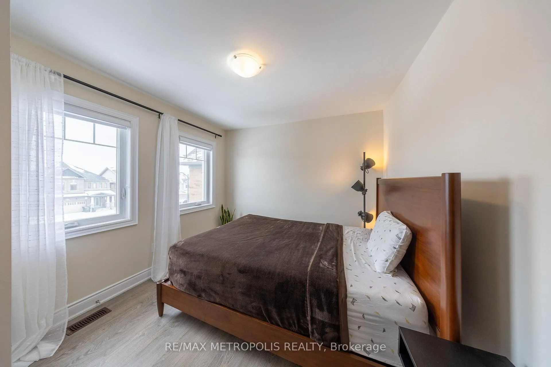 Photo 28 of 91 Kennedy Boulevard, New Tecumseth, Rural New Tecumseth — HOMEH