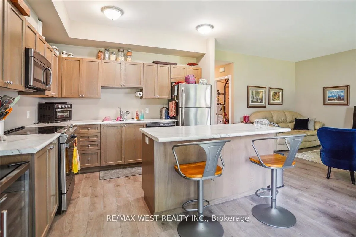 Photo 3 of 117 Rosehill Boulevard, Oshawa, McLaughlin — HOMEH