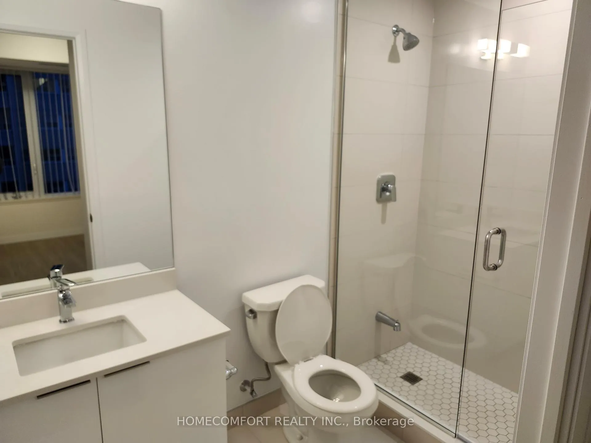 Photo 4 of Unit 1003, 25 Holly Street, Toronto, Mount Pleasant West — HOMEH