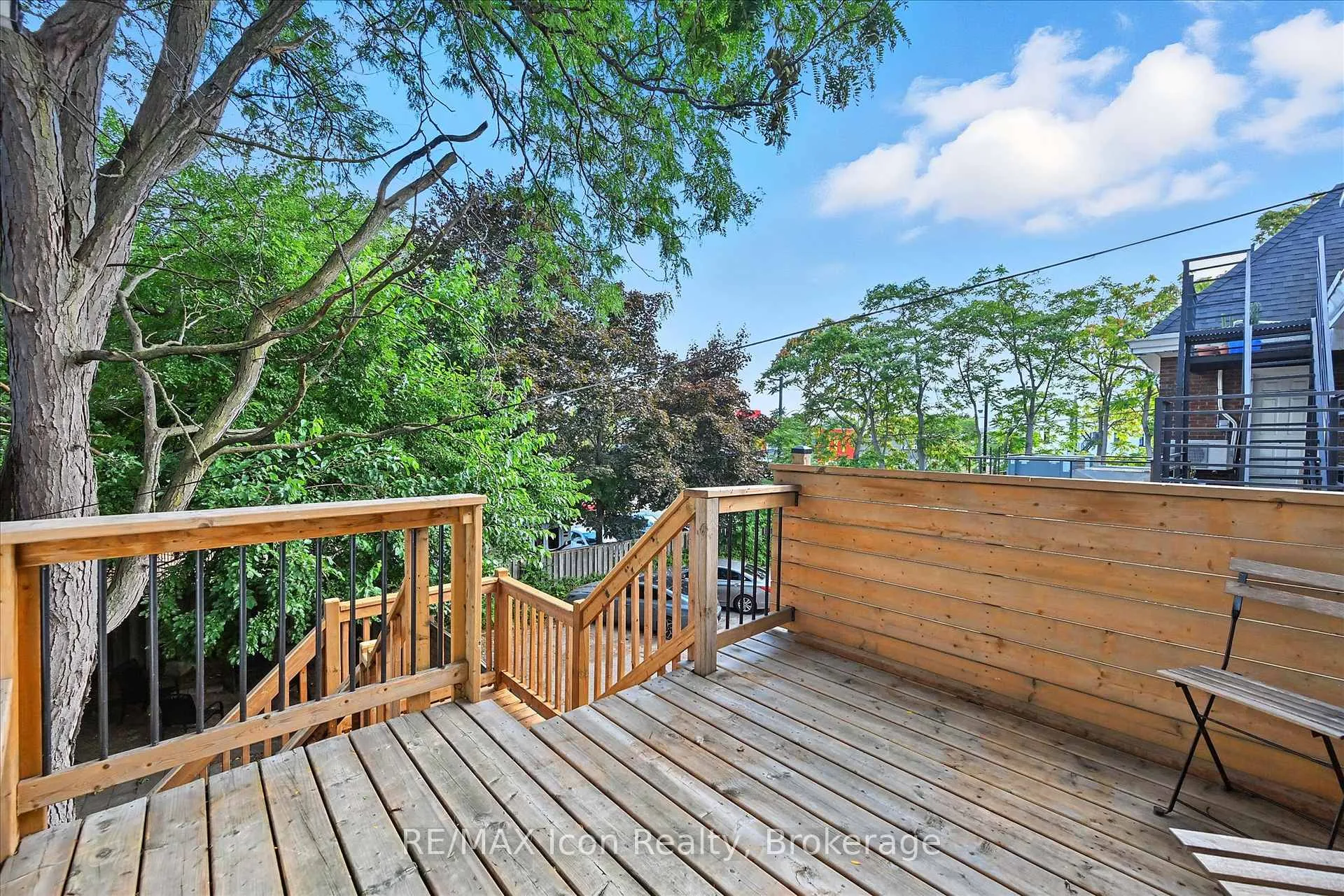 Photo 34 of 1047 Main Street E, Hamilton, Crown Point — HOMEH