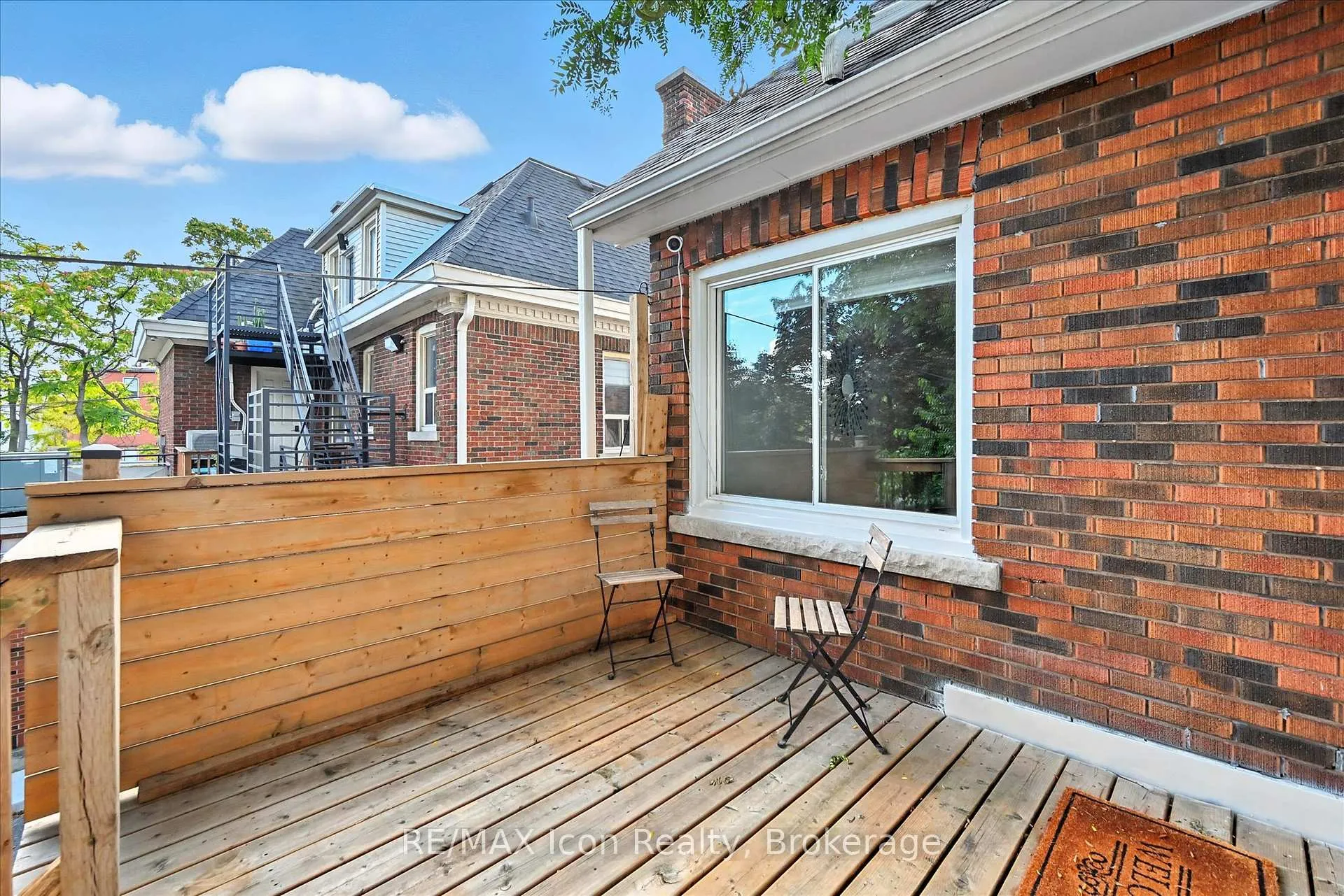 Photo 35 of 1047 Main Street E, Hamilton, Crown Point — HOMEH