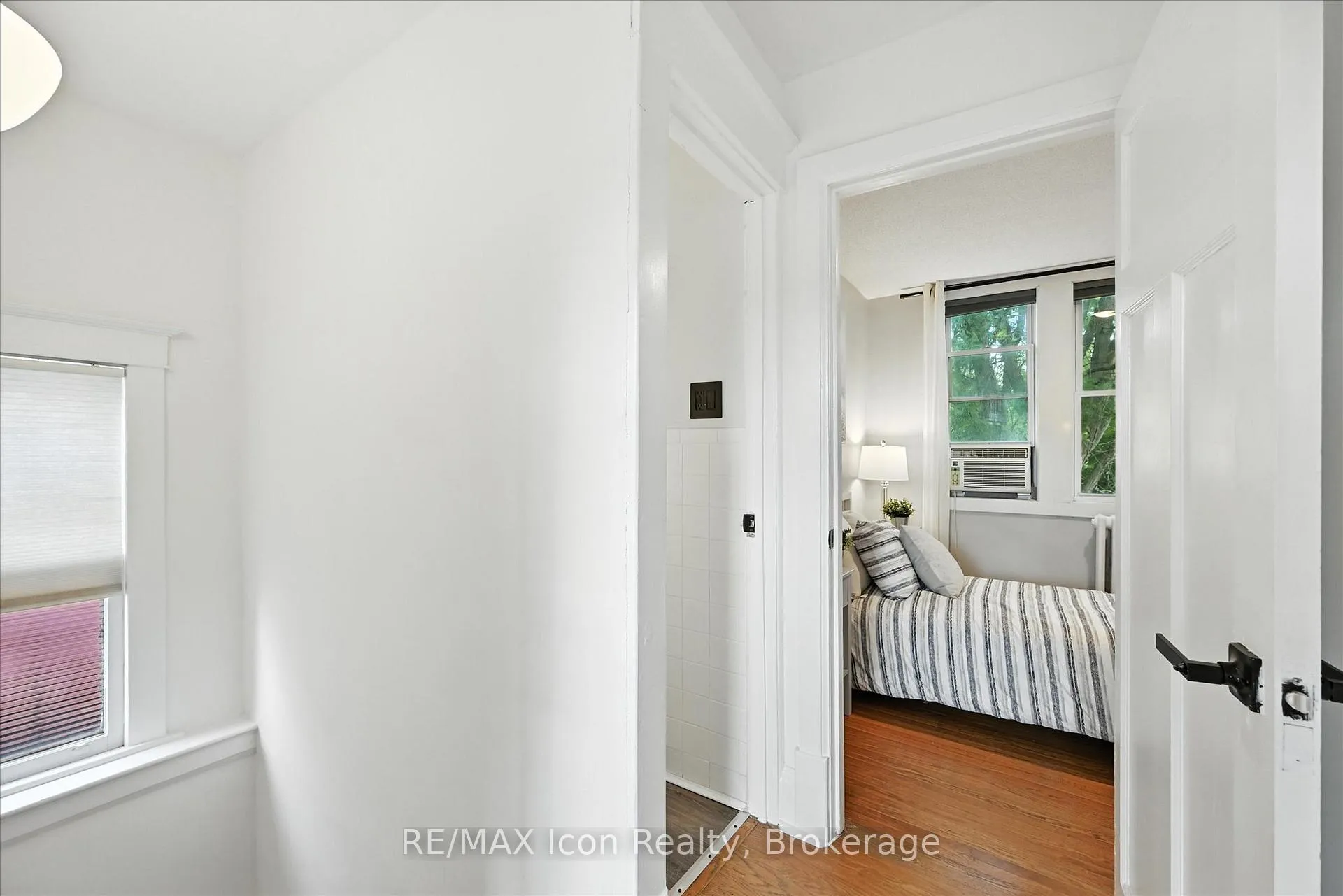 Photo 37 of 1047 Main Street E, Hamilton, Crown Point — HOMEH