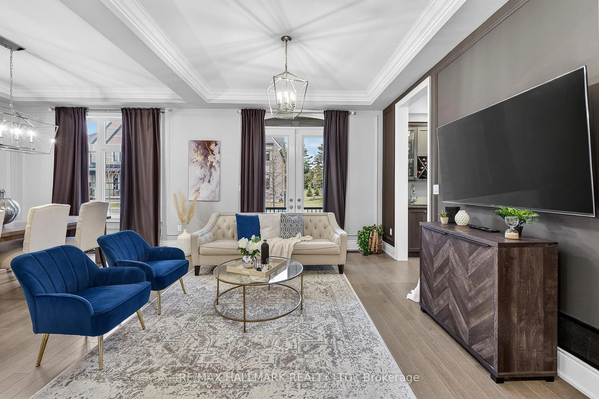 Photo 7 of 1 John Henry Street, Vaughan, Kleinburg — HOMEH