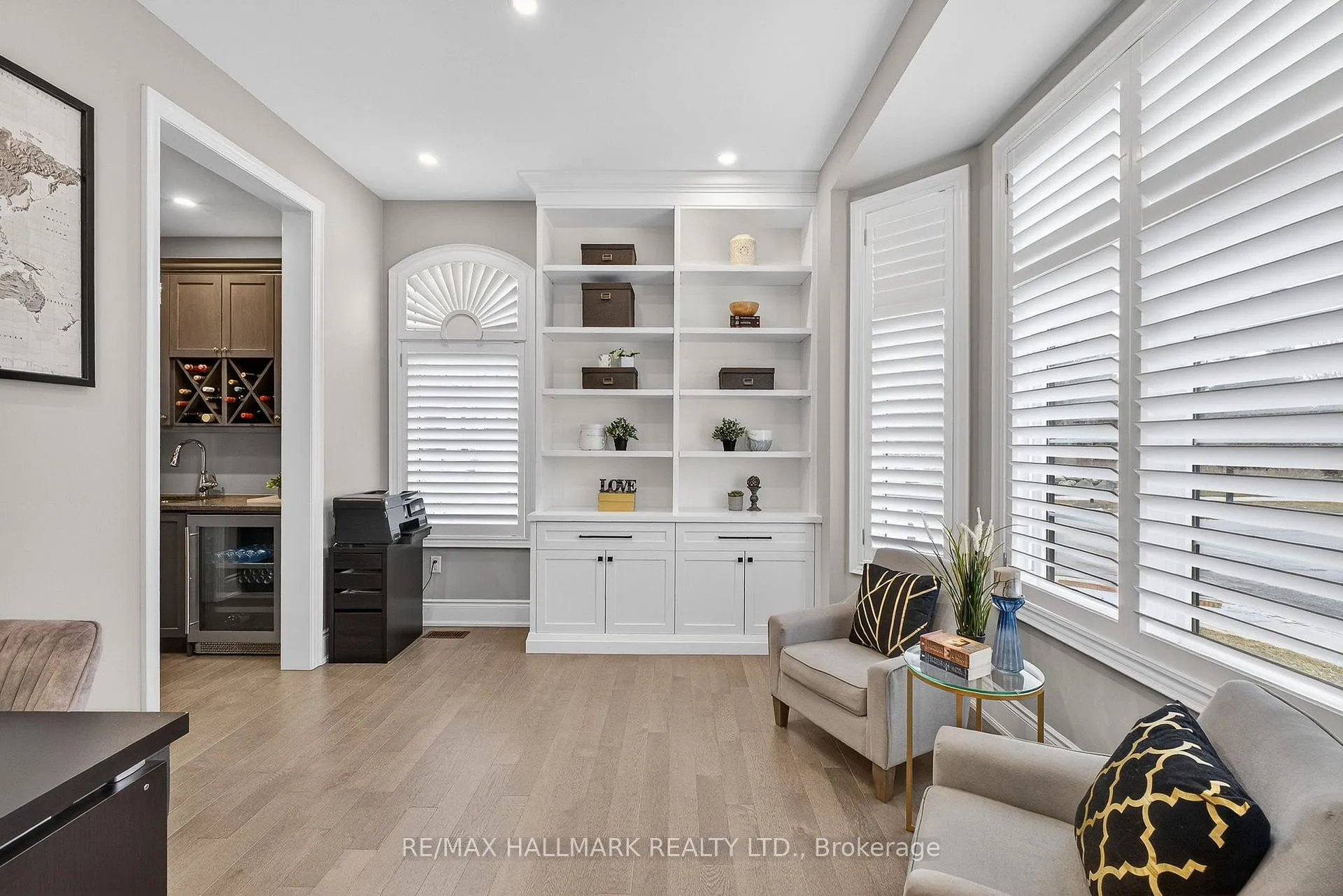 Photo 13 of 1 John Henry Street, Vaughan, Kleinburg — HOMEH