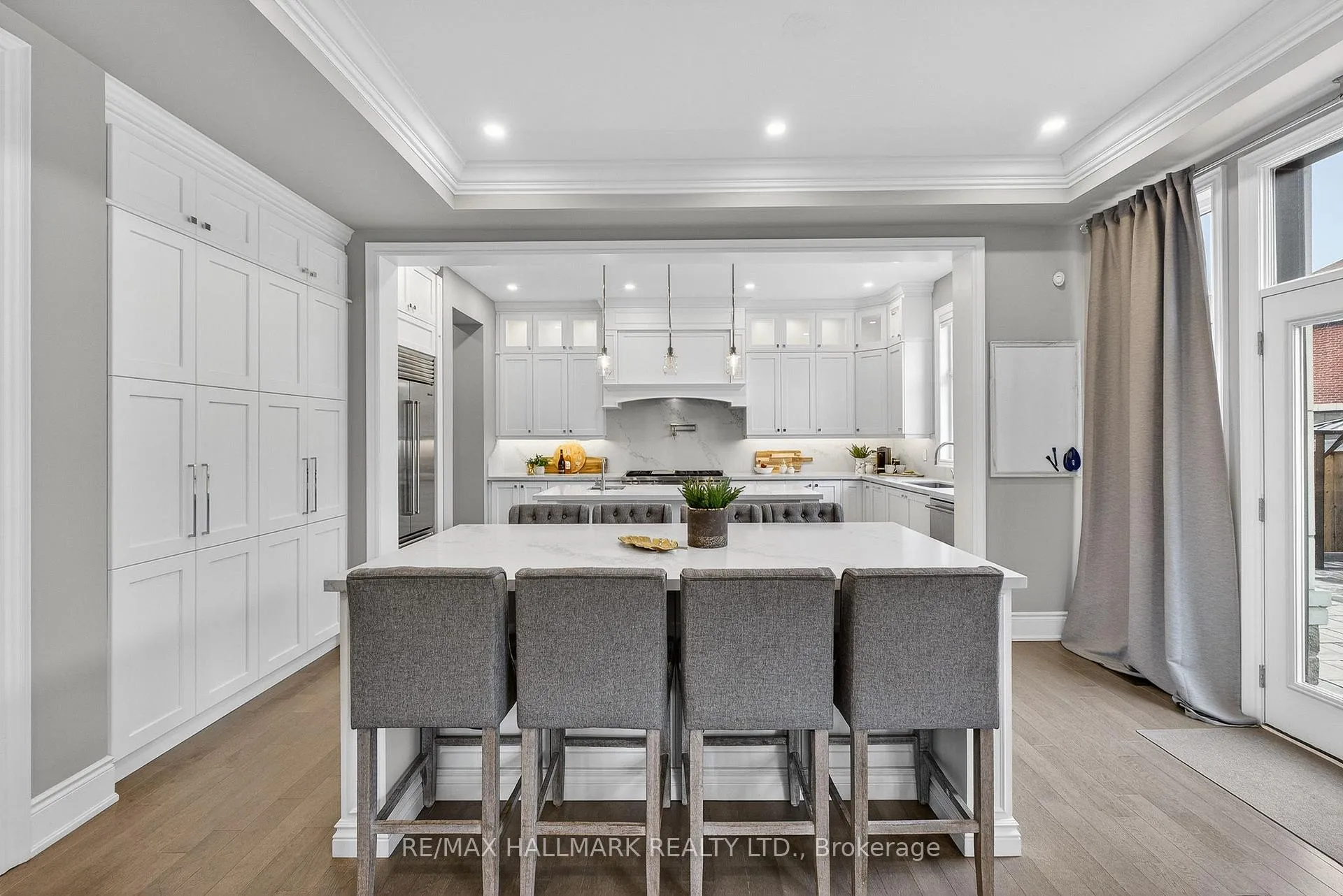 Photo 16 of 1 John Henry Street, Vaughan, Kleinburg — HOMEH