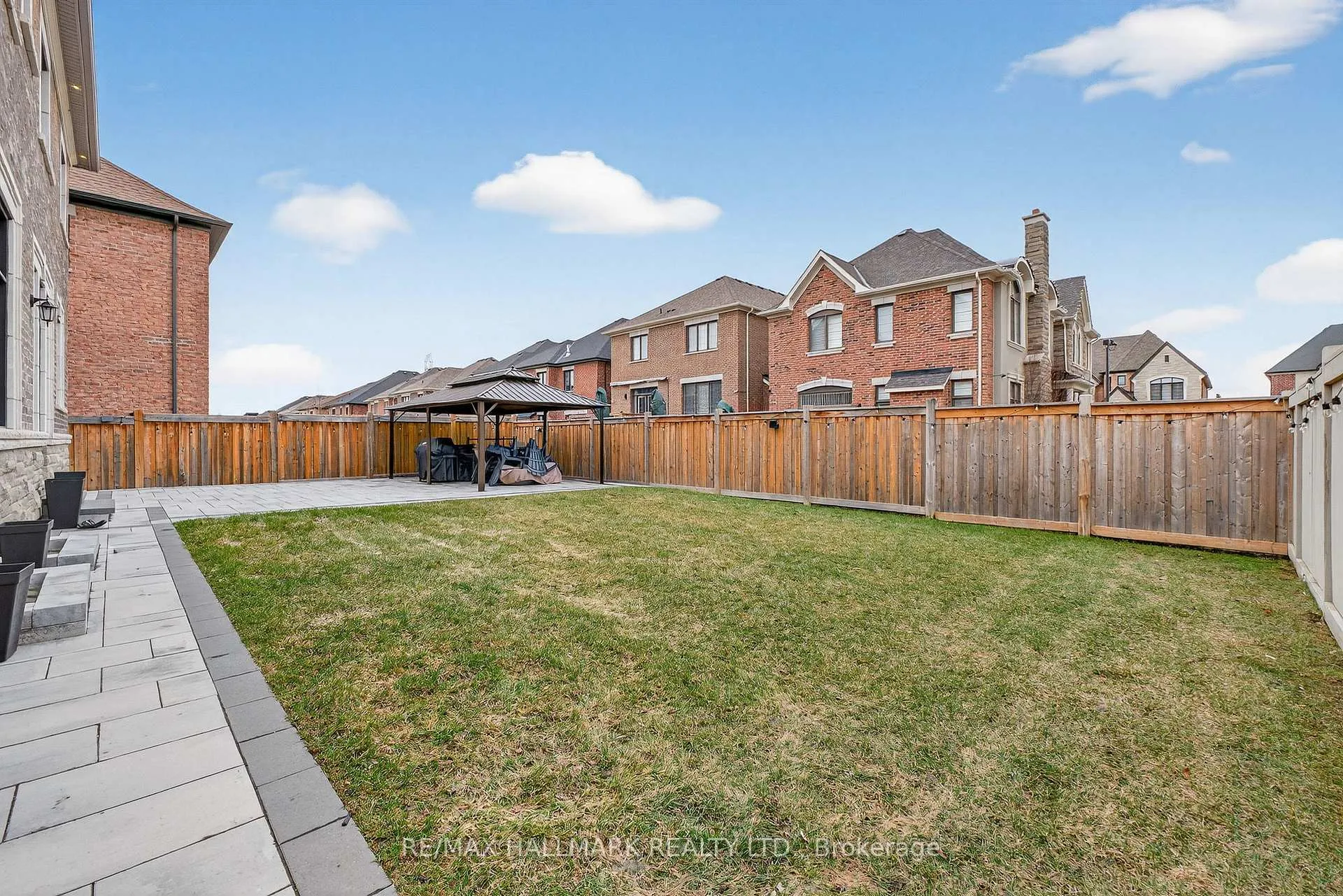 Photo 50 of 1 John Henry Street, Vaughan, Kleinburg — HOMEH