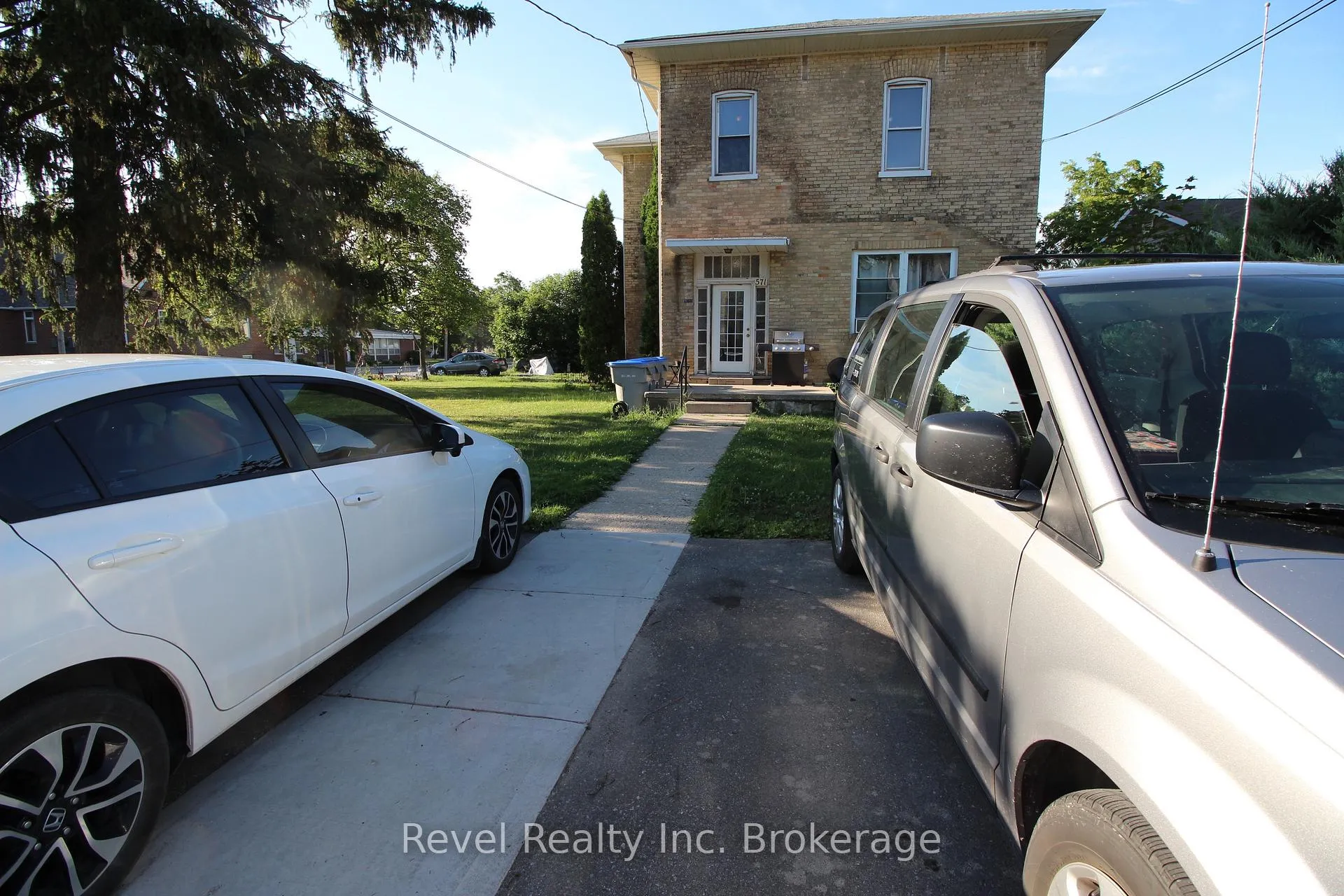 Photo 1 of Unit 1, 571 Ontario Street, Warwick, Watford — HOMEH