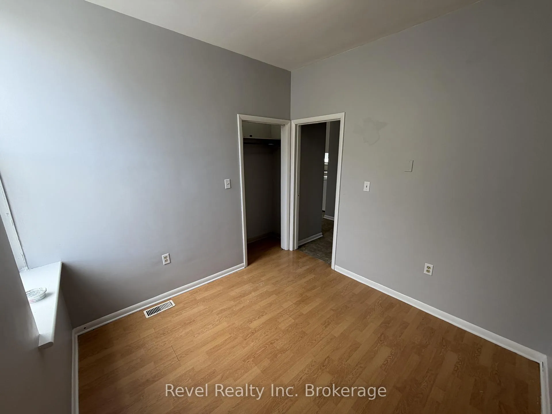 Photo 8 of Unit 1, 571 Ontario Street, Warwick, Watford — HOMEH