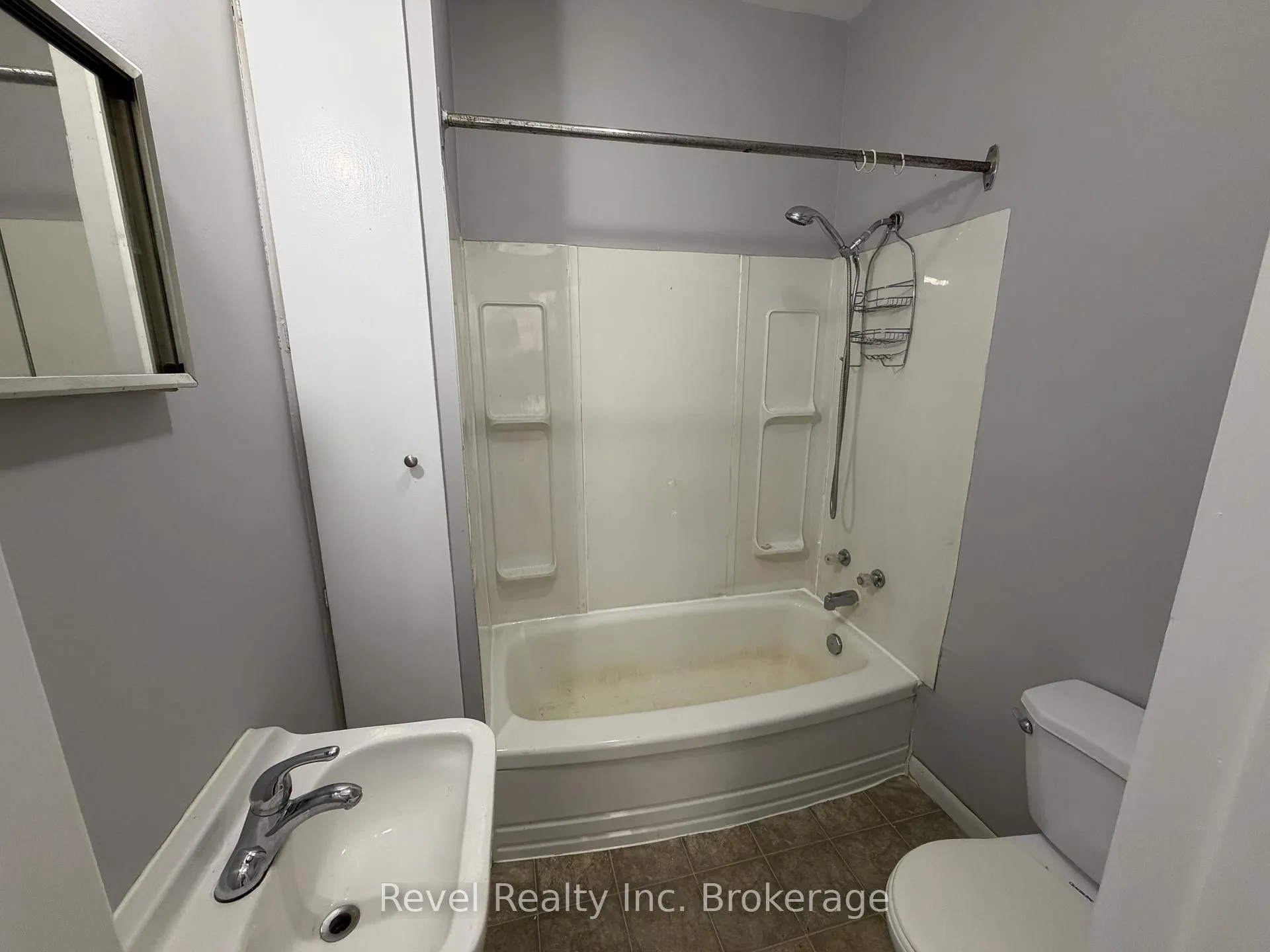 Photo 10 of Unit 1, 571 Ontario Street, Warwick, Watford — HOMEH