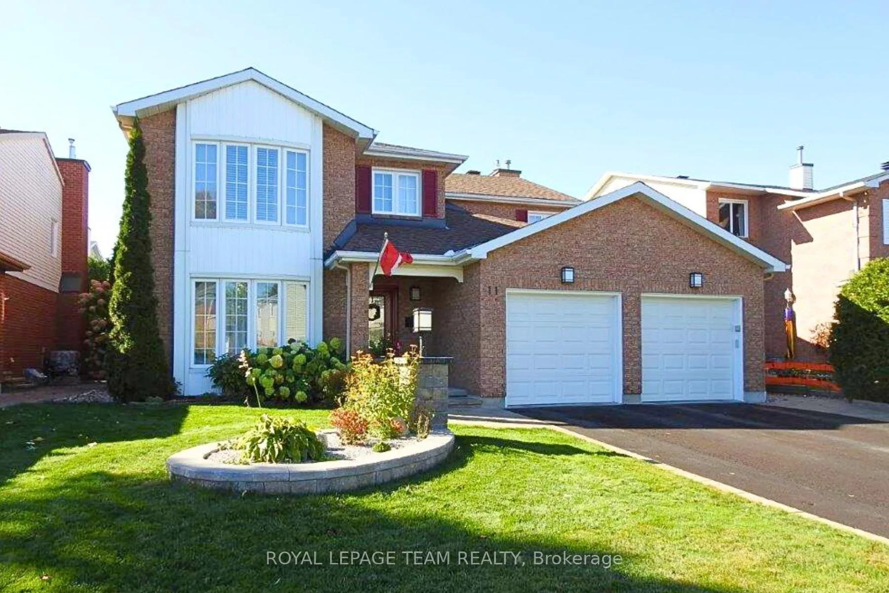 Photo 2 of 11 Speers Crescent, Ottawa, Kanata - Bridlewood — HOMEH