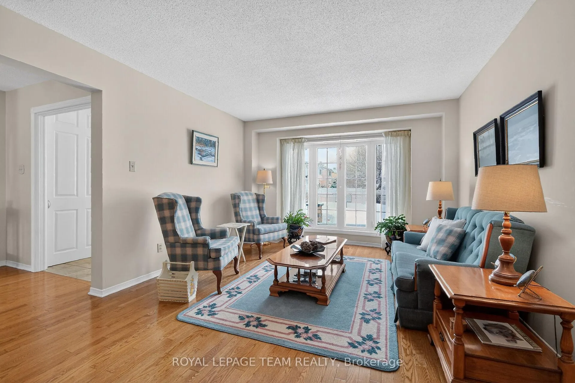 Photo 7 of 11 Speers Crescent, Ottawa, Kanata - Bridlewood — HOMEH