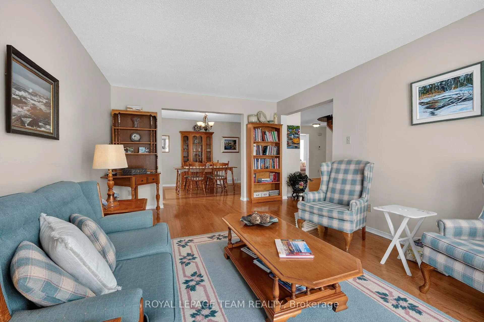 Photo 8 of 11 Speers Crescent, Ottawa, Kanata - Bridlewood — HOMEH