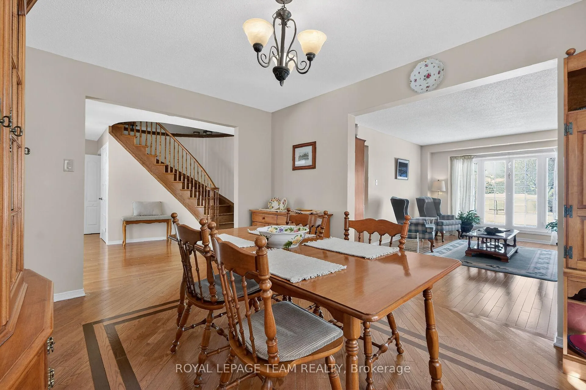 Photo 10 of 11 Speers Crescent, Ottawa, Kanata - Bridlewood — HOMEH