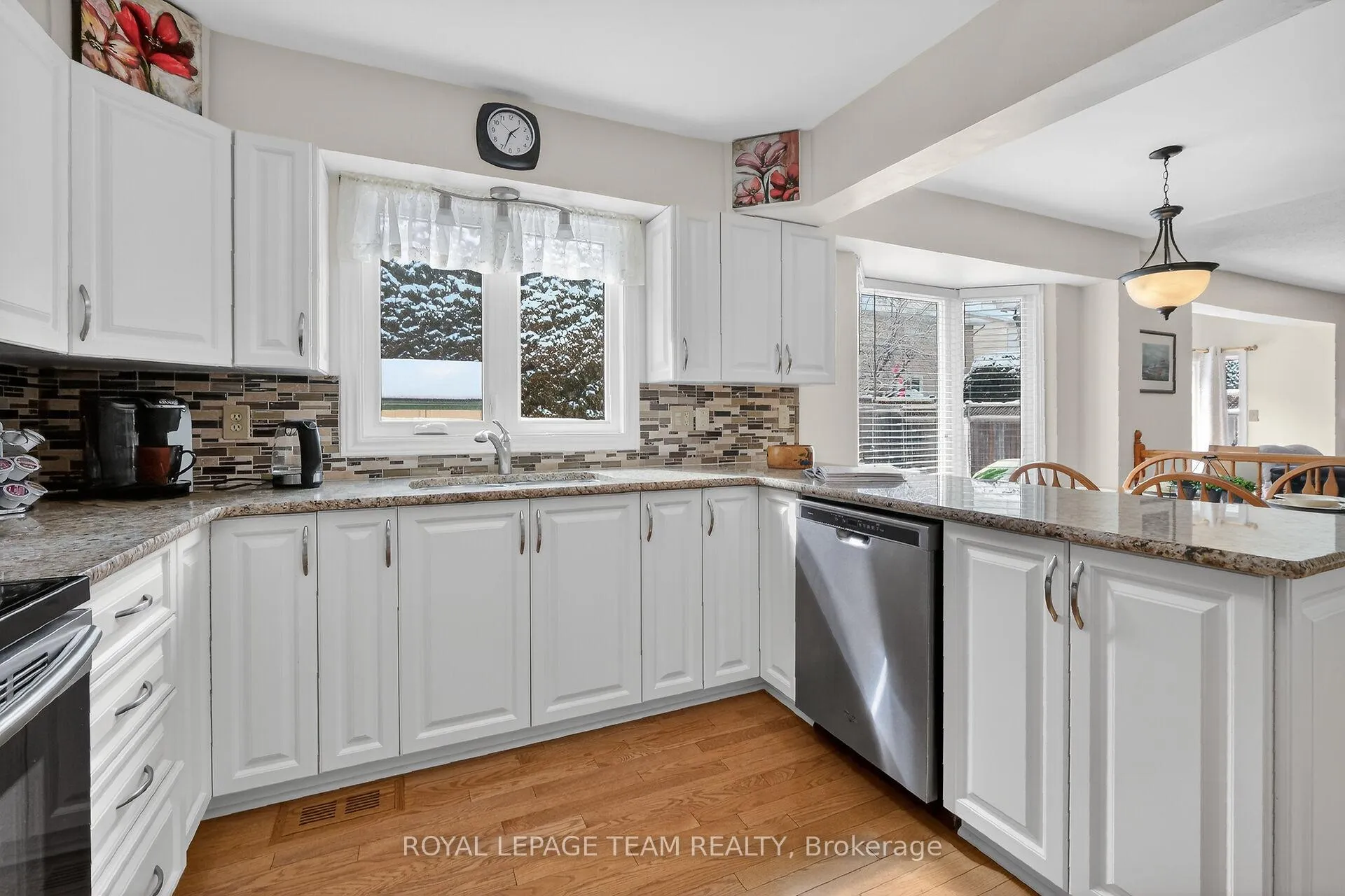 Photo 12 of 11 Speers Crescent, Ottawa, Kanata - Bridlewood — HOMEH